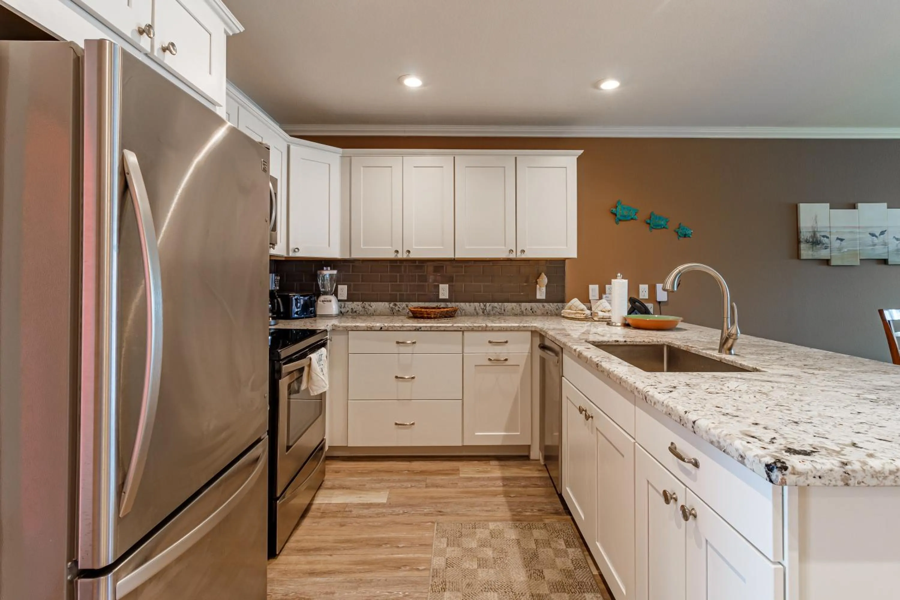 Executive Keys Condominiums on the Beach