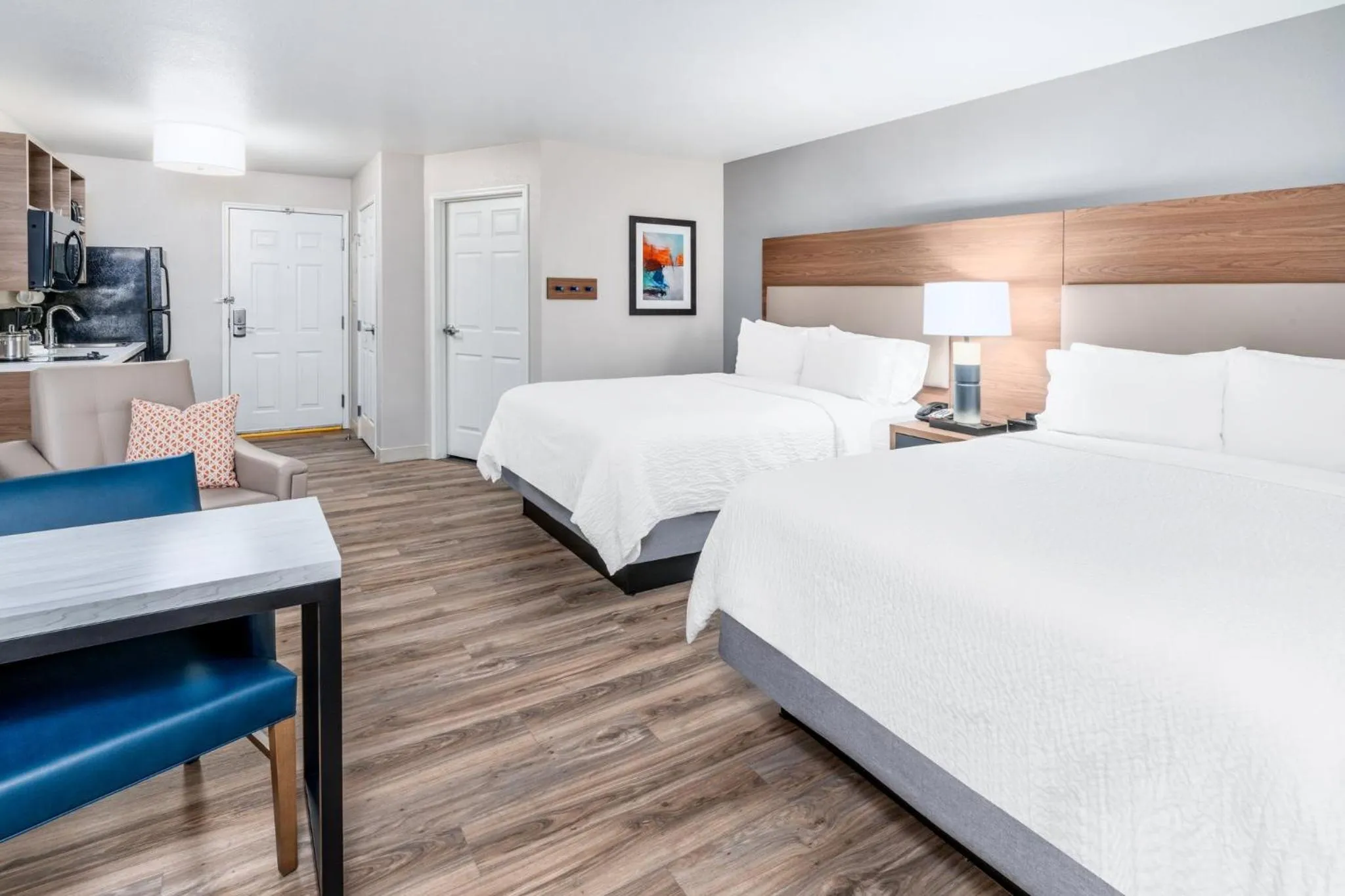 Photo of the whole room, Bed in Candlewood Suites Denver Northeast - Brighton by IHG