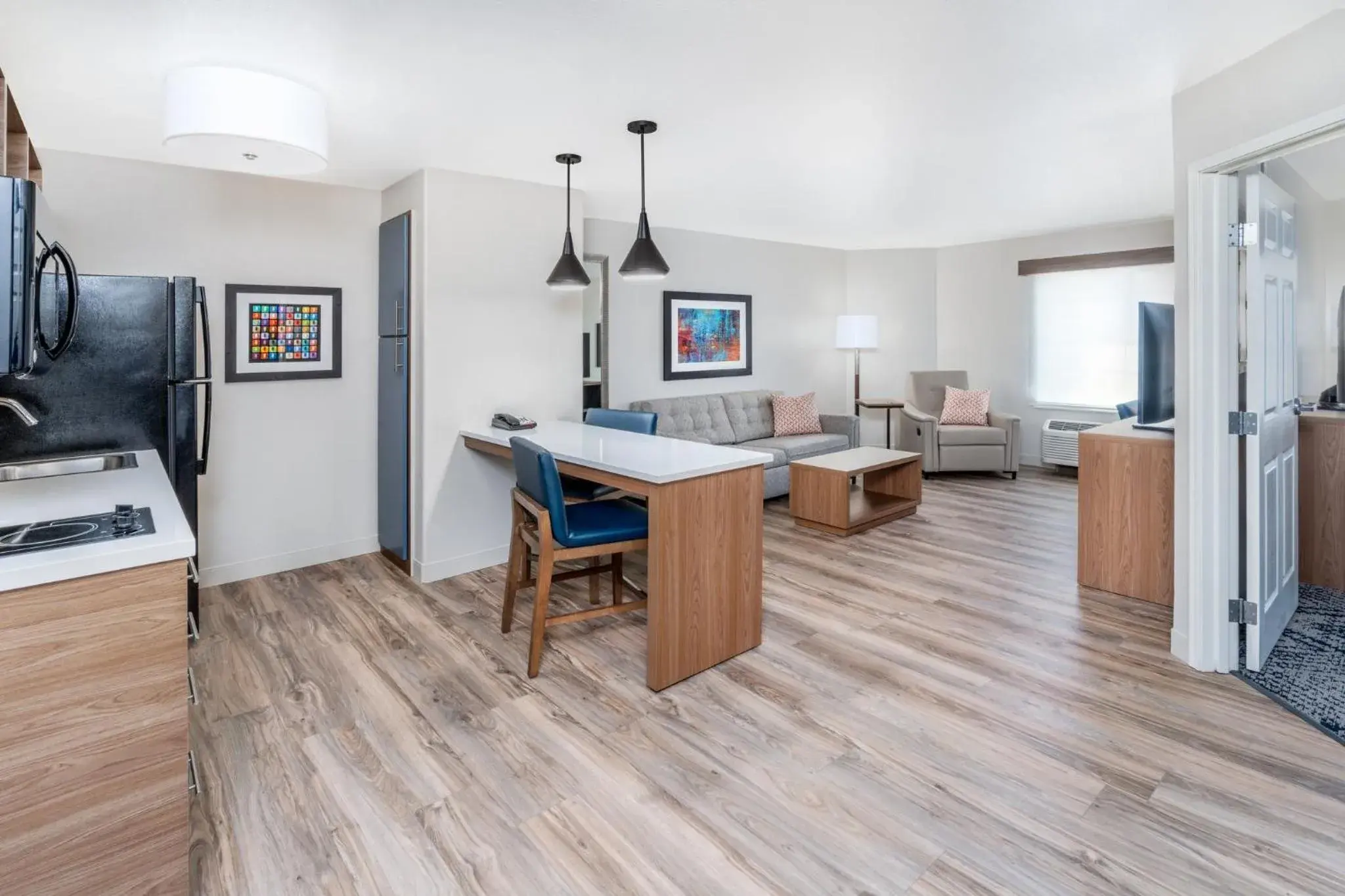 One Bedroom Suite with One Queen Bed in Candlewood Suites Denver Northeast - Brighton by IHG One Bedroom Suite with One Queen Bed in Candlewood Suites Denver Northeast - Brighton by IHG