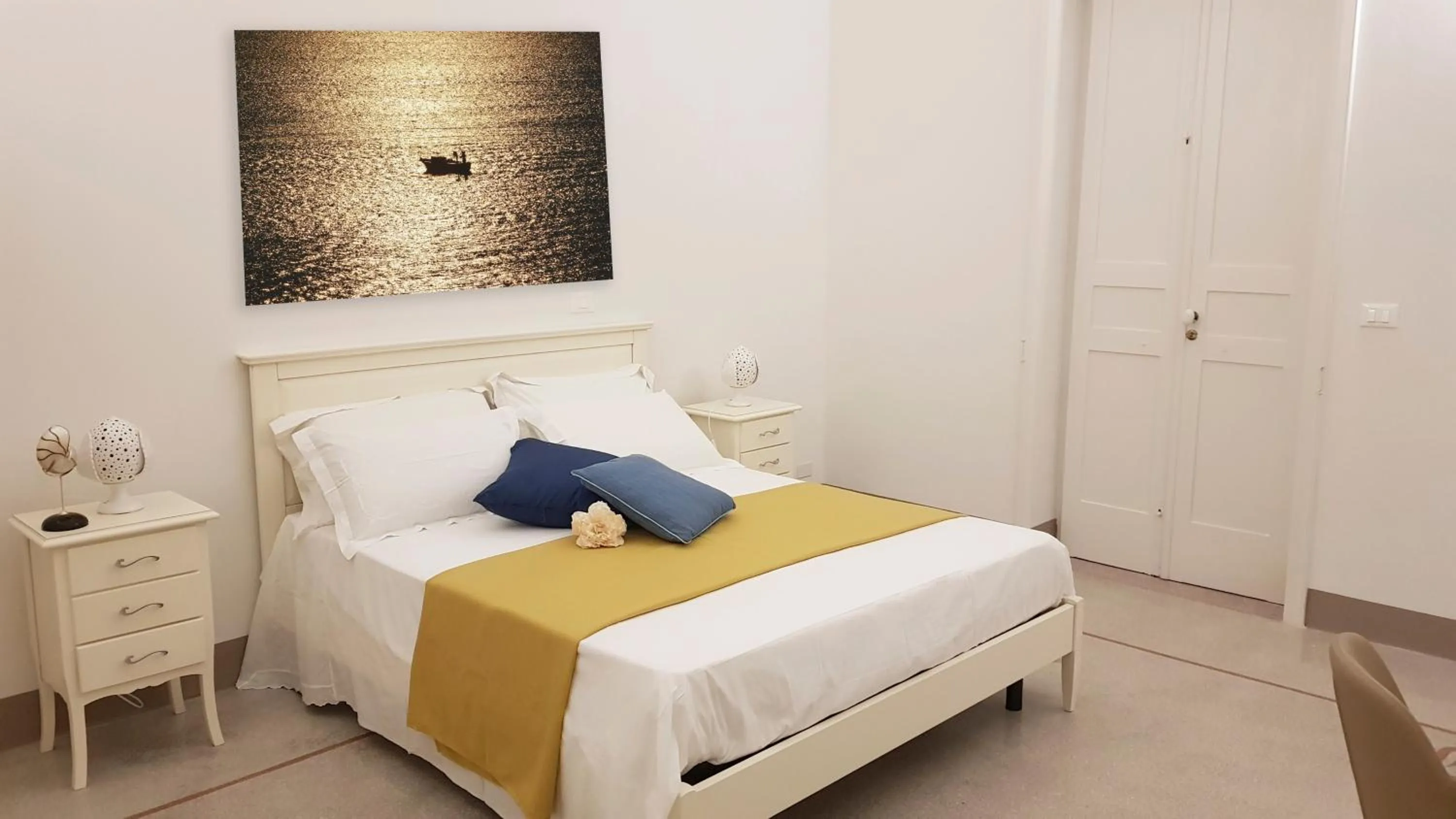 Bedroom, Bed in Villa Cesarea Dimora di Charme