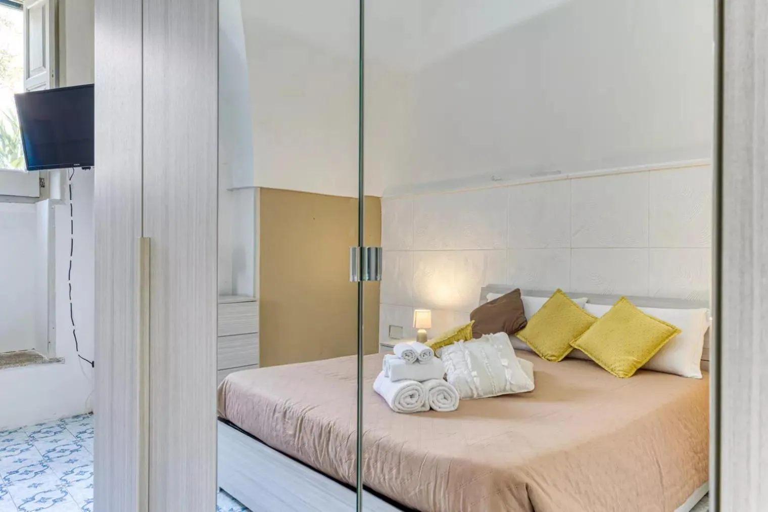 Bed in Villa Cesarea Dimora di Charme