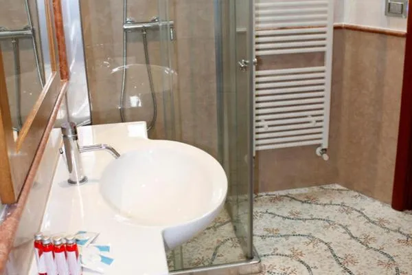 Bathroom in Villa Cesarea Dimora di Charme