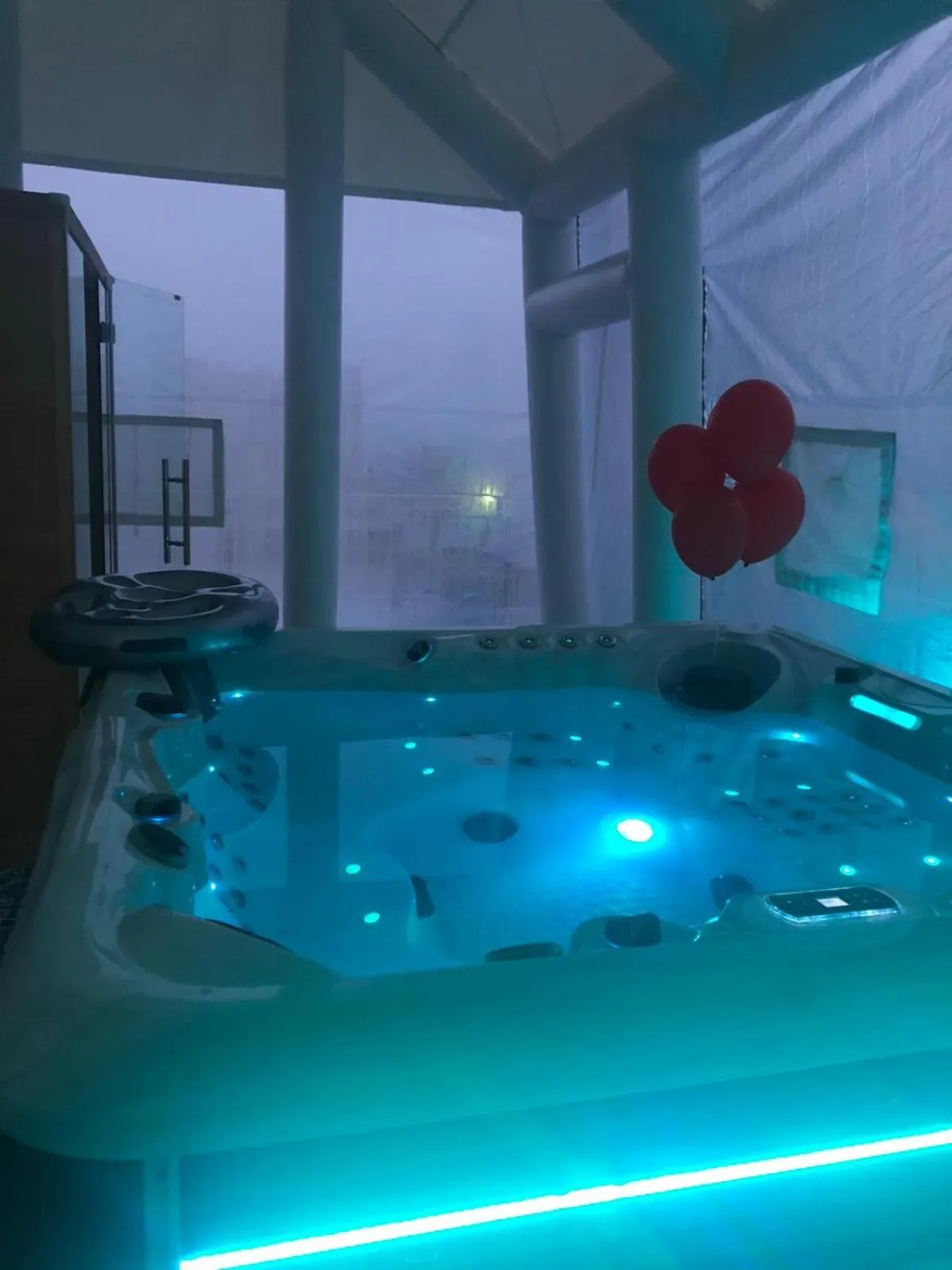 Hot Tub in Villa Cesarea Dimora di Charme