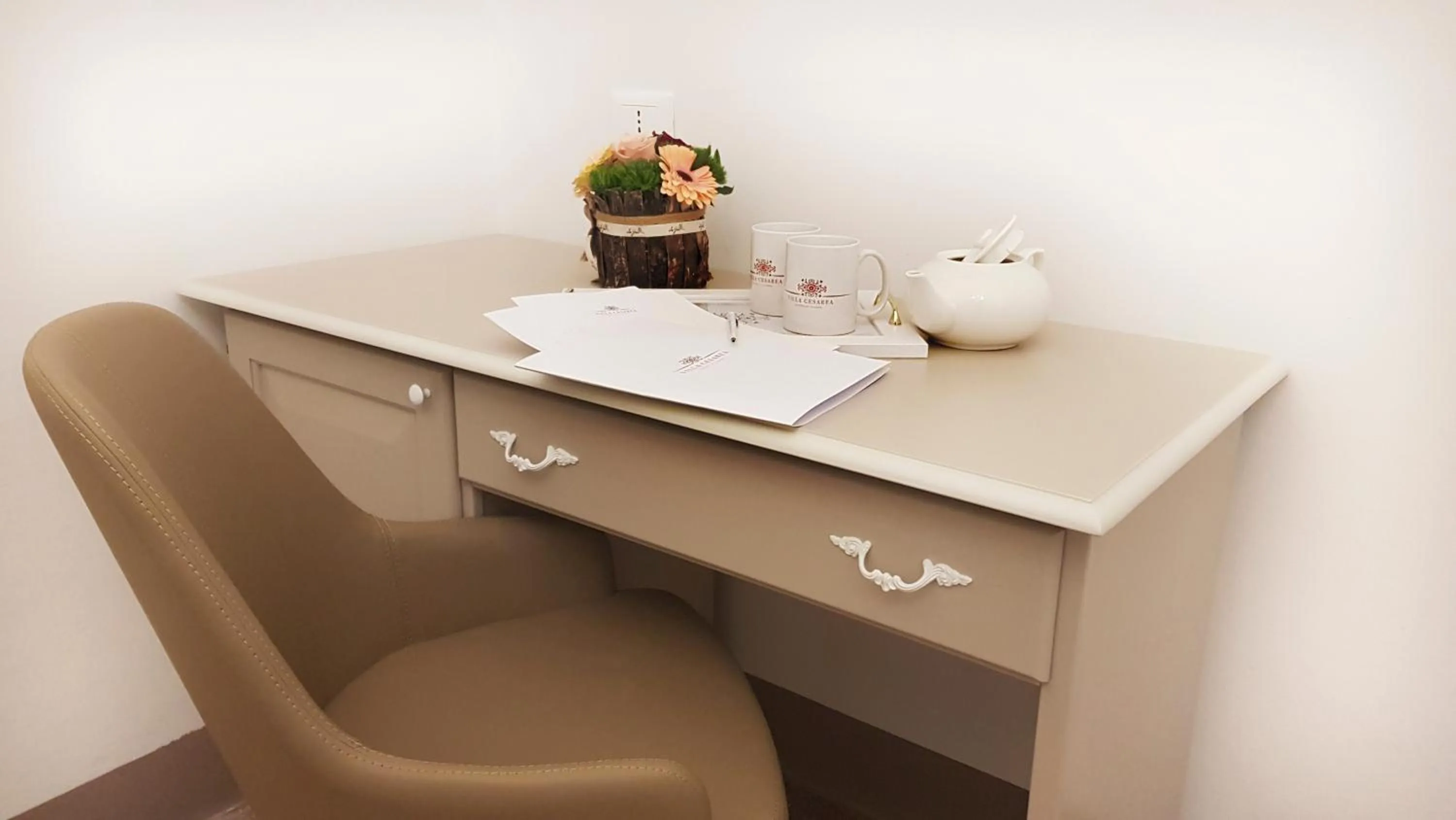 Coffee/tea facilities in Villa Cesarea Dimora di Charme