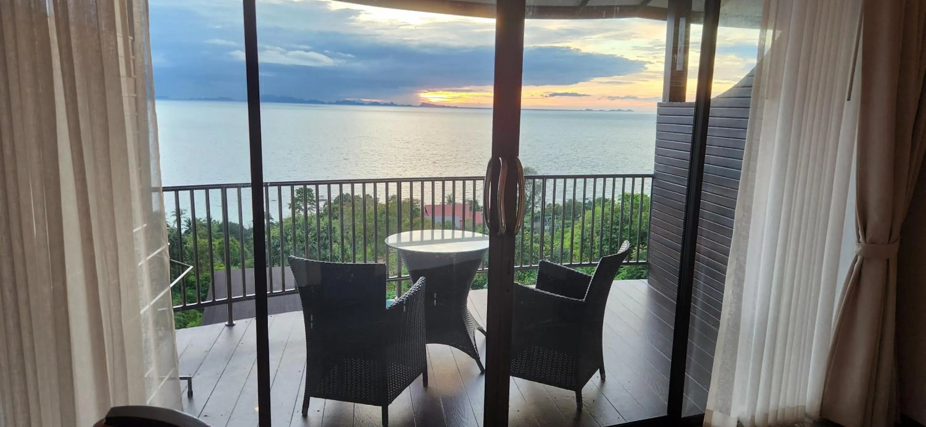 Balcony/Terrace in Sunset Hill Boutique Resort Koh Phangan