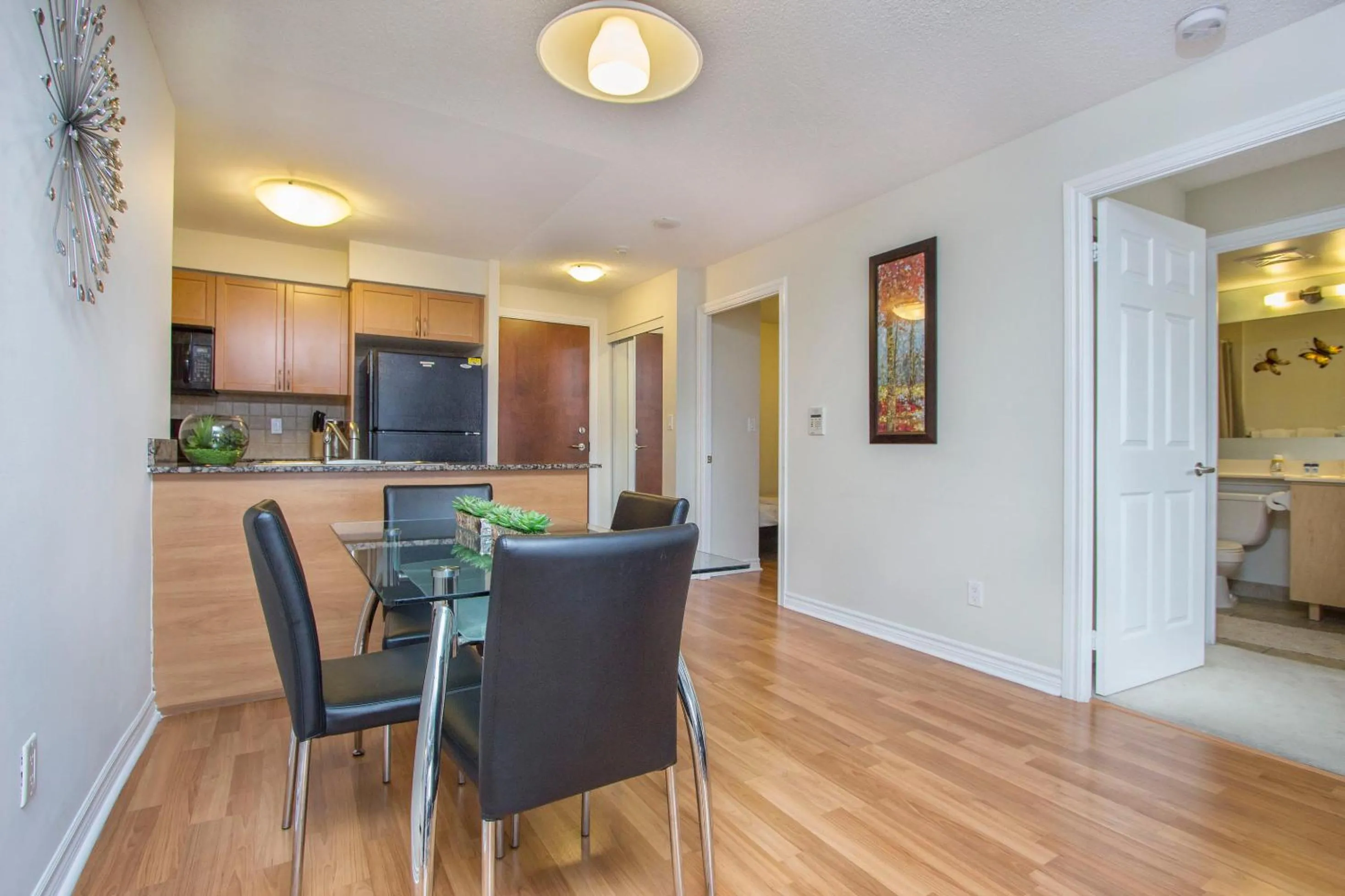 Dining area in Platinum Suites Furnished Executive Suites