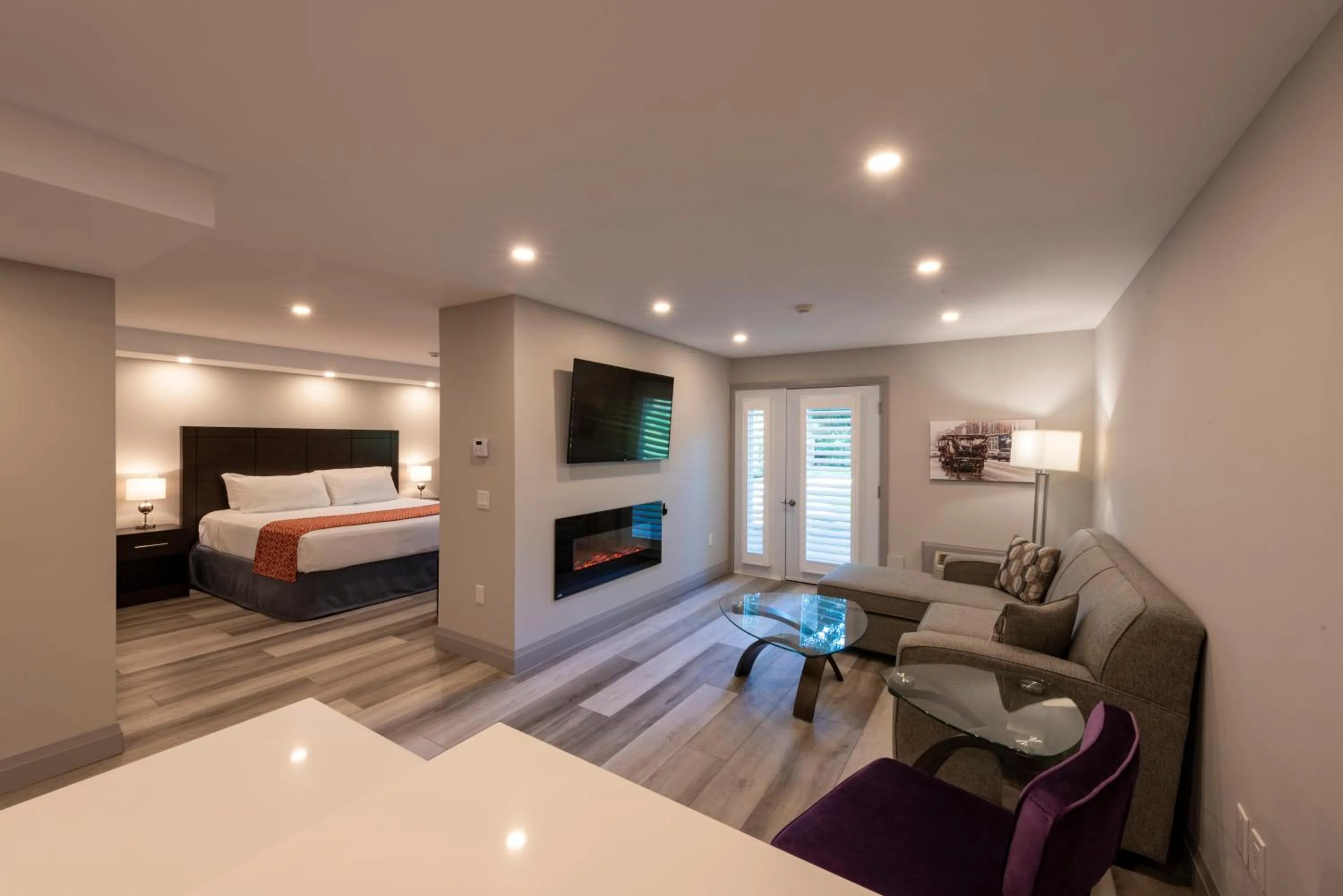 King Studio Suite - Mobility Access/Non-Smoking in Georgian Bay Hotel Trademark Collection by Wyndham