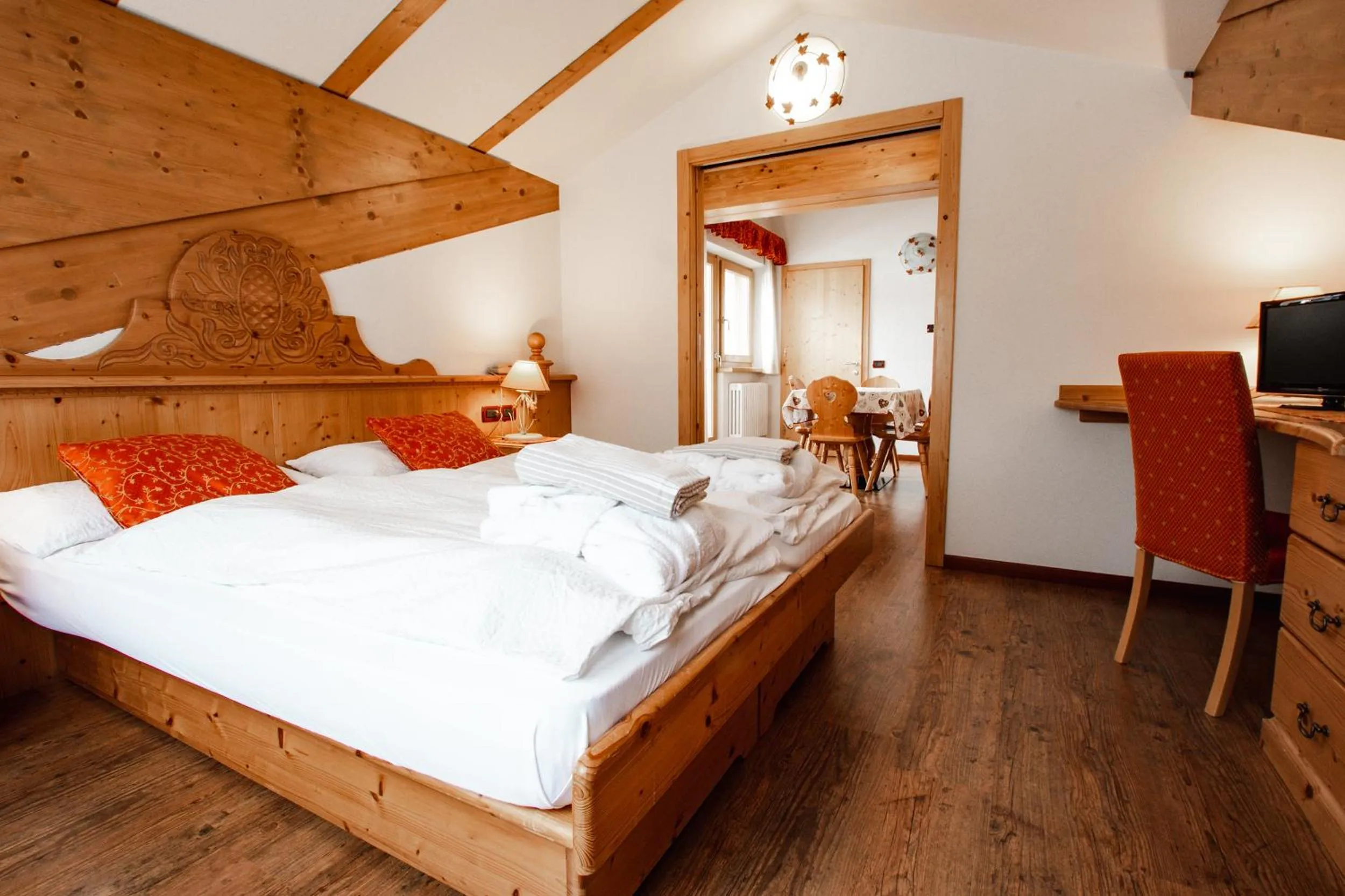 People, Bed in Residence La Moretina