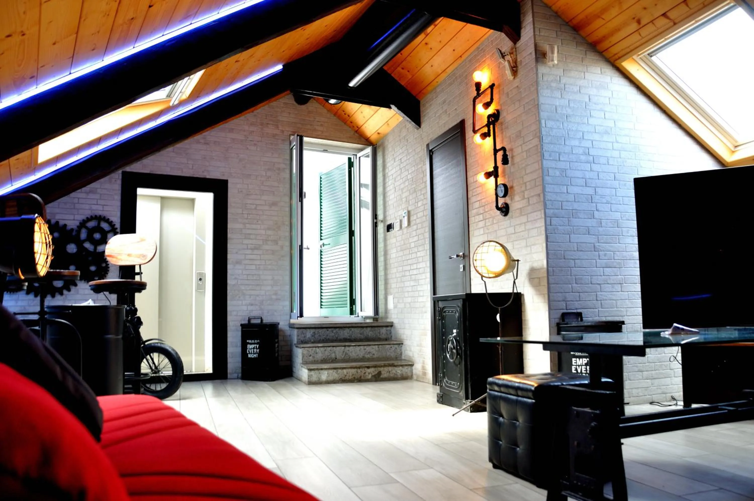 TV and multimedia in Palazzo Settembrini 49