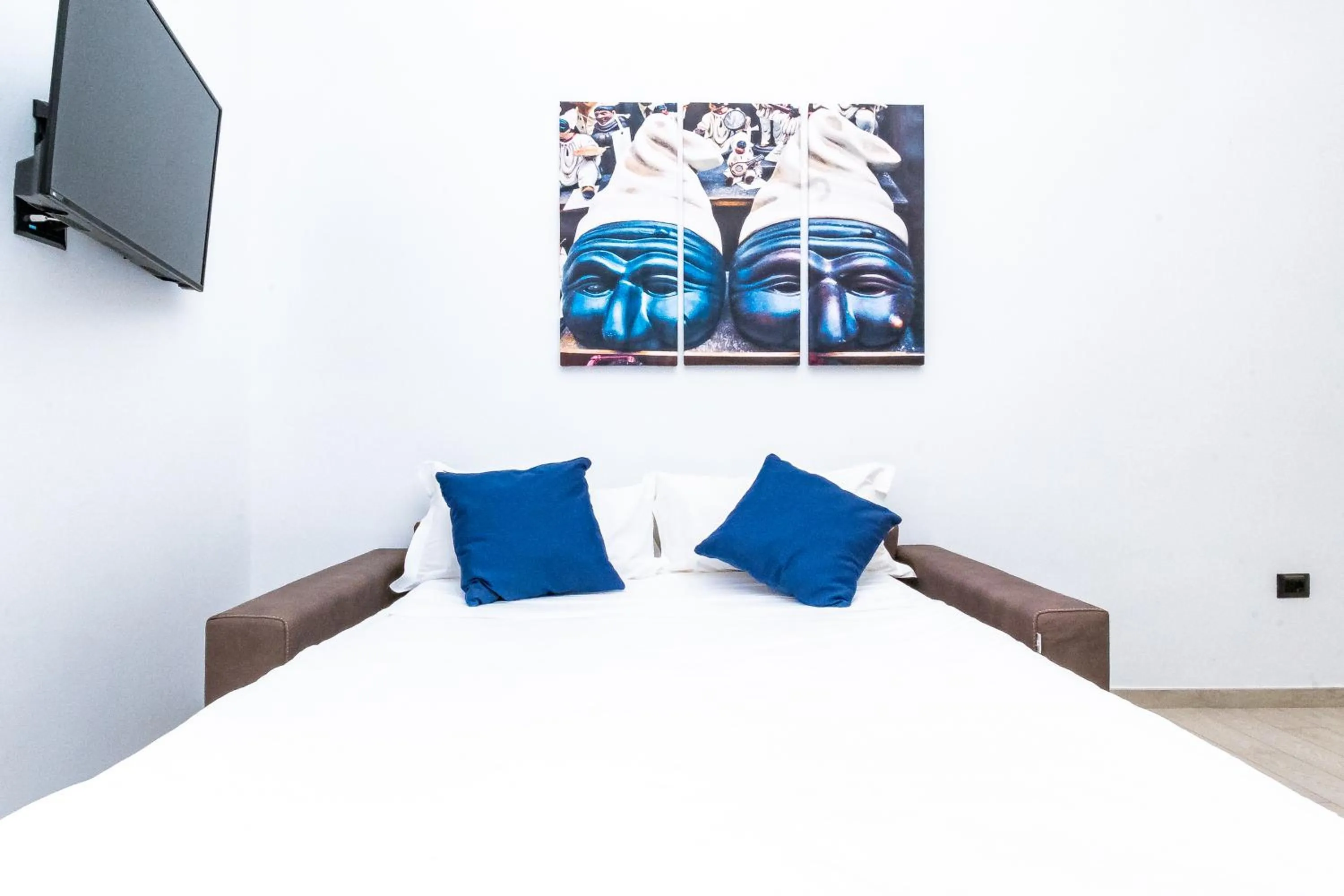 Living room, Bed in Palazzo Settembrini 49