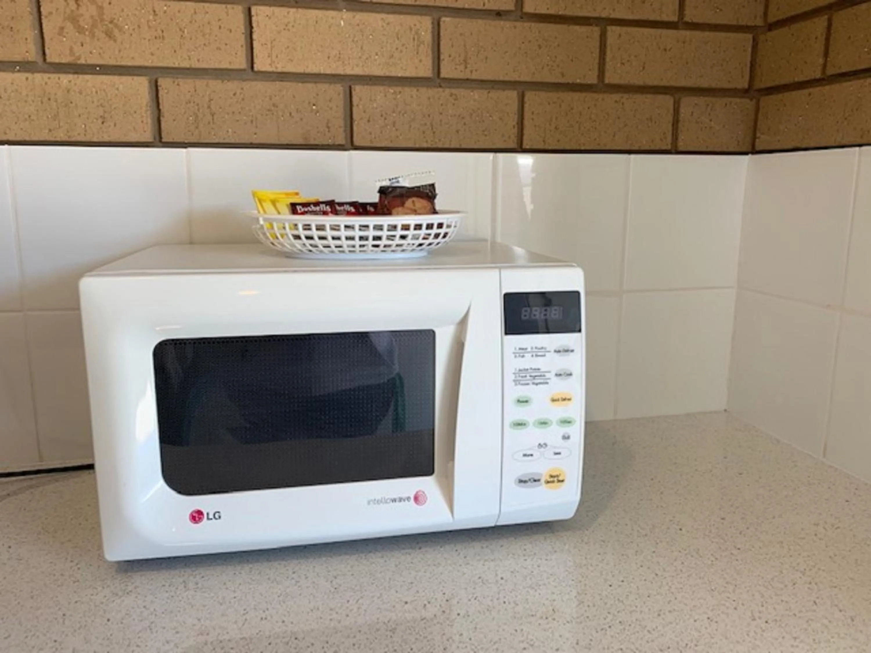 Kitchen or kitchenette in Albury City Motel