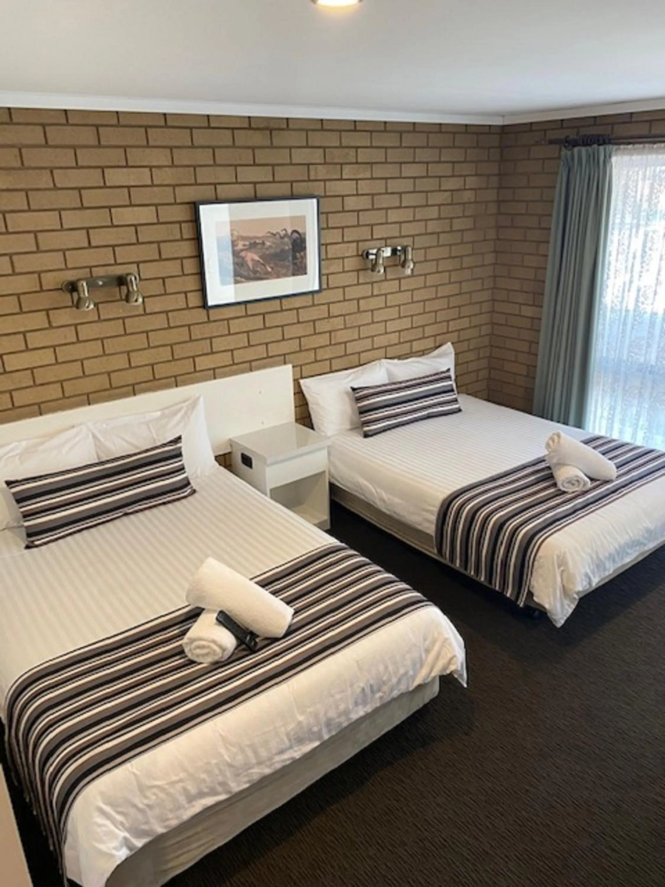 Bed in Albury City Motel