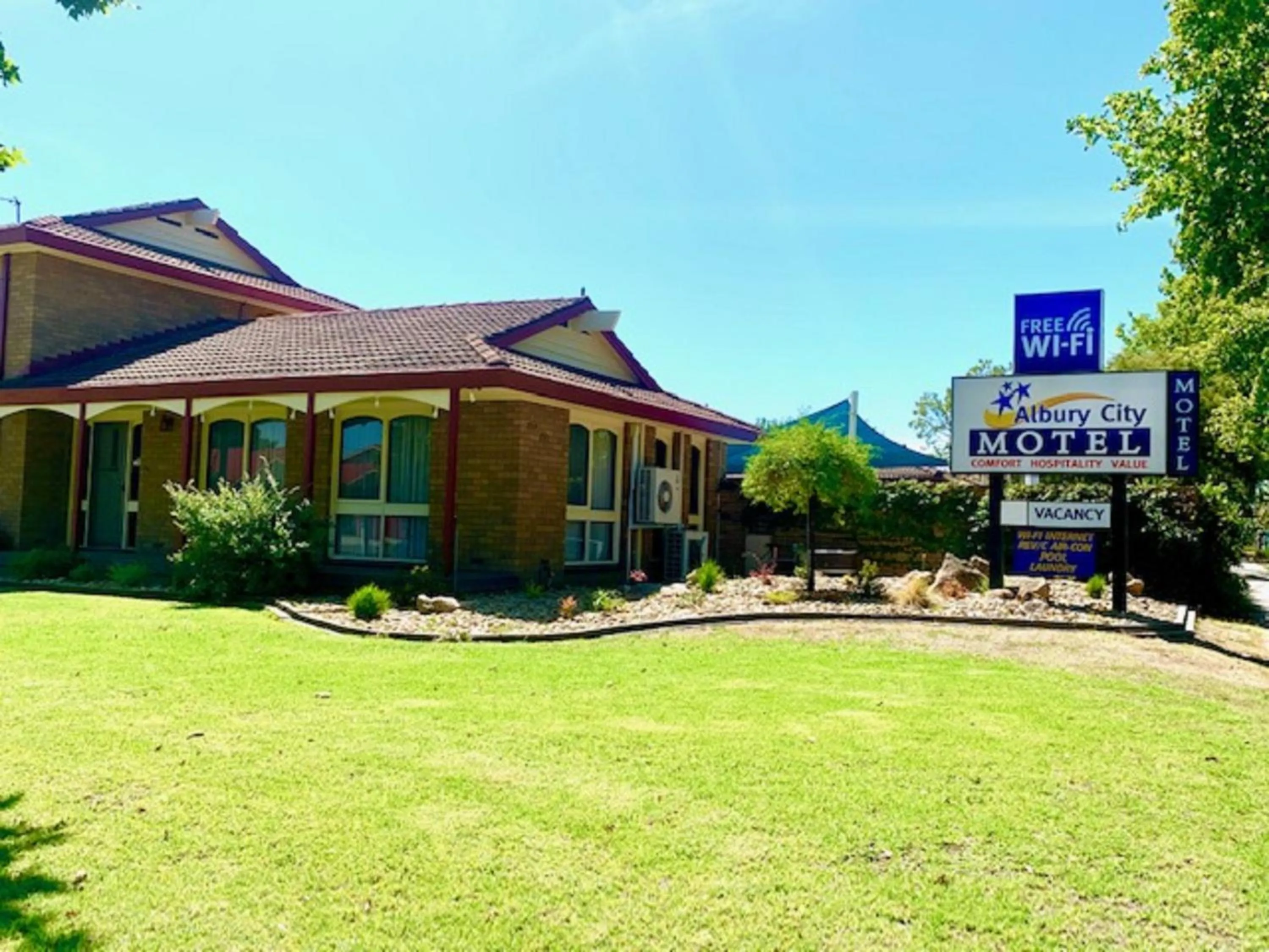 Property building in Albury City Motel