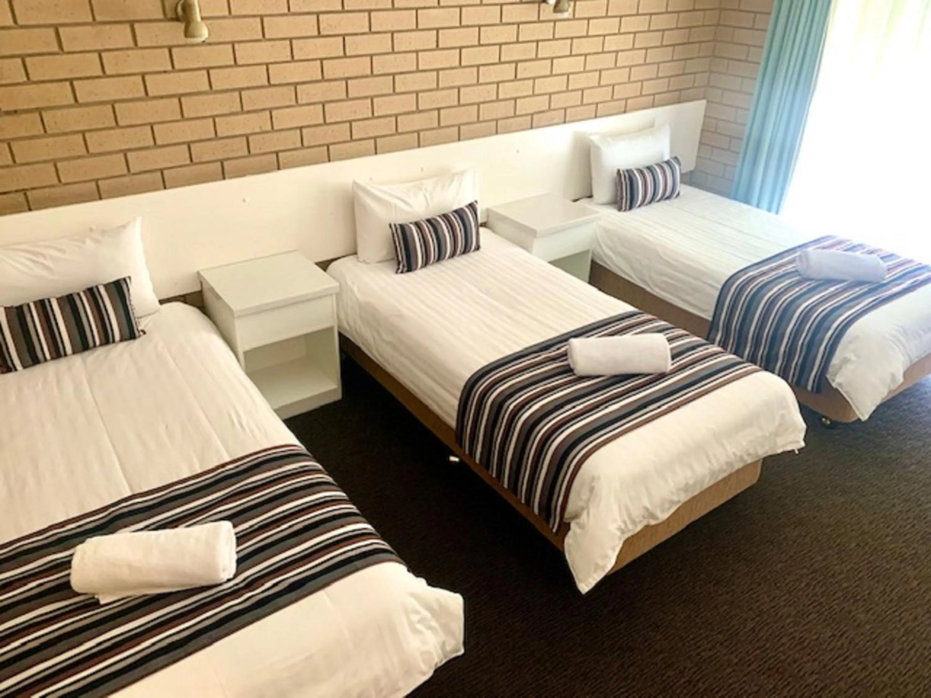 Bed in Albury City Motel