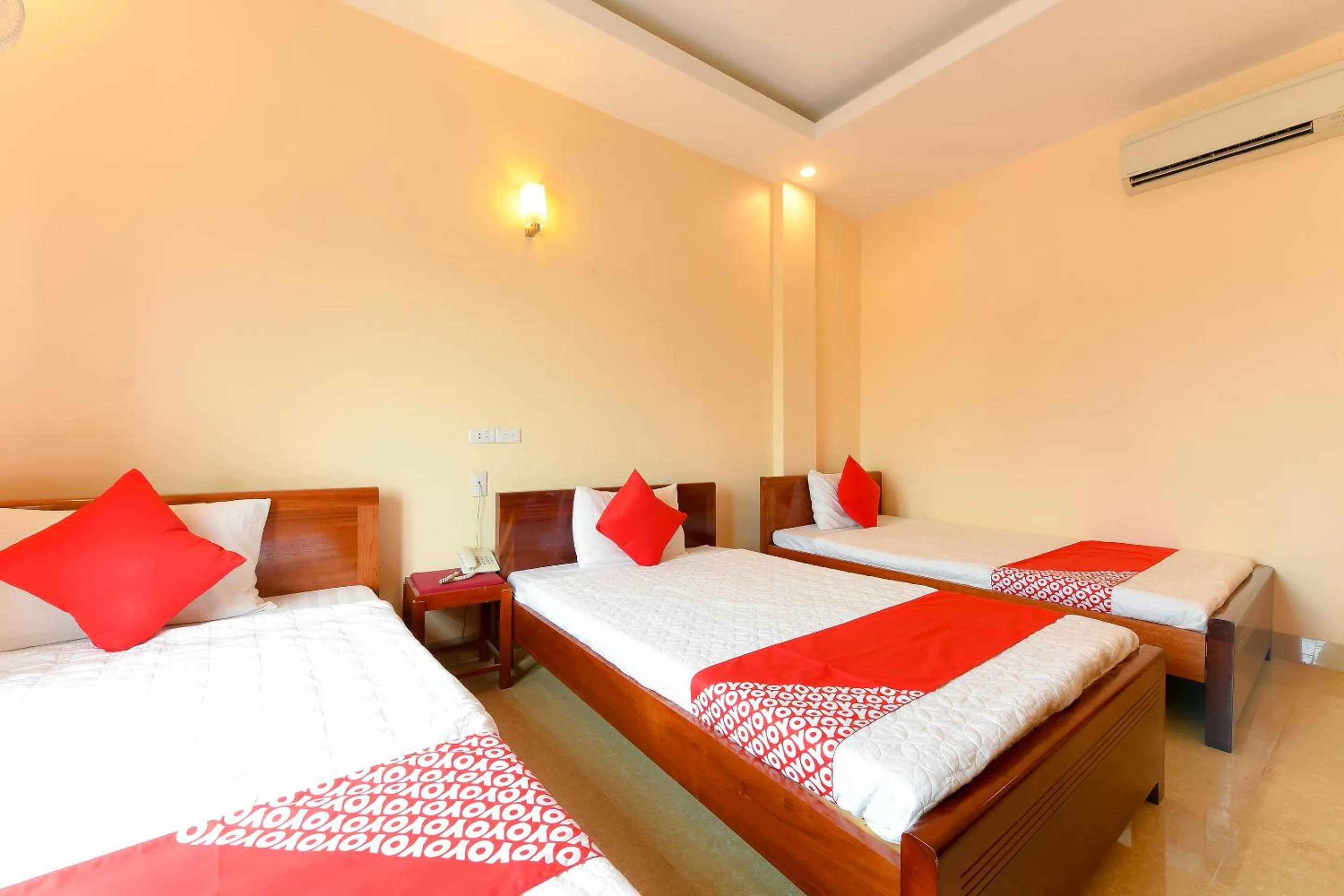 Bedroom in TITANIC HOTEL