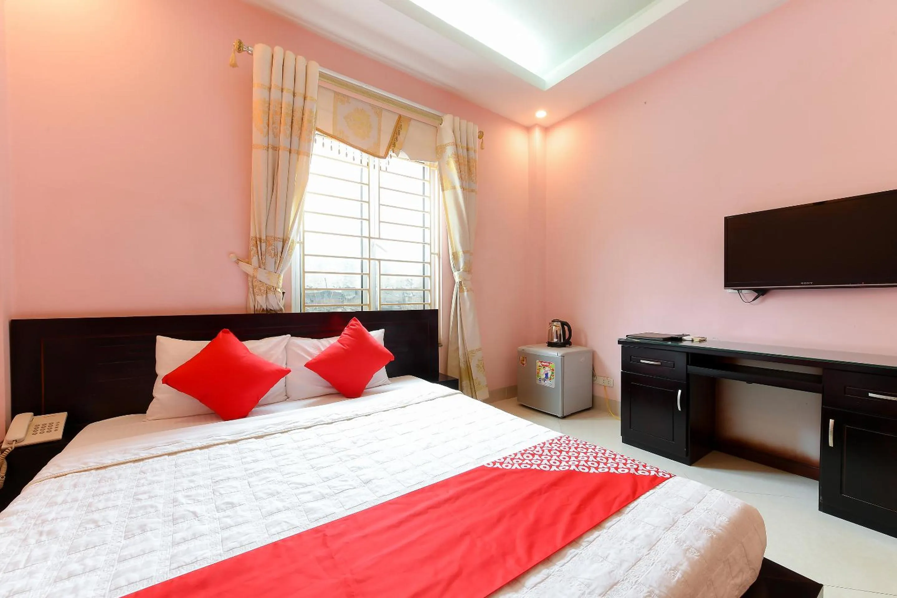 Bedroom in TITANIC HOTEL