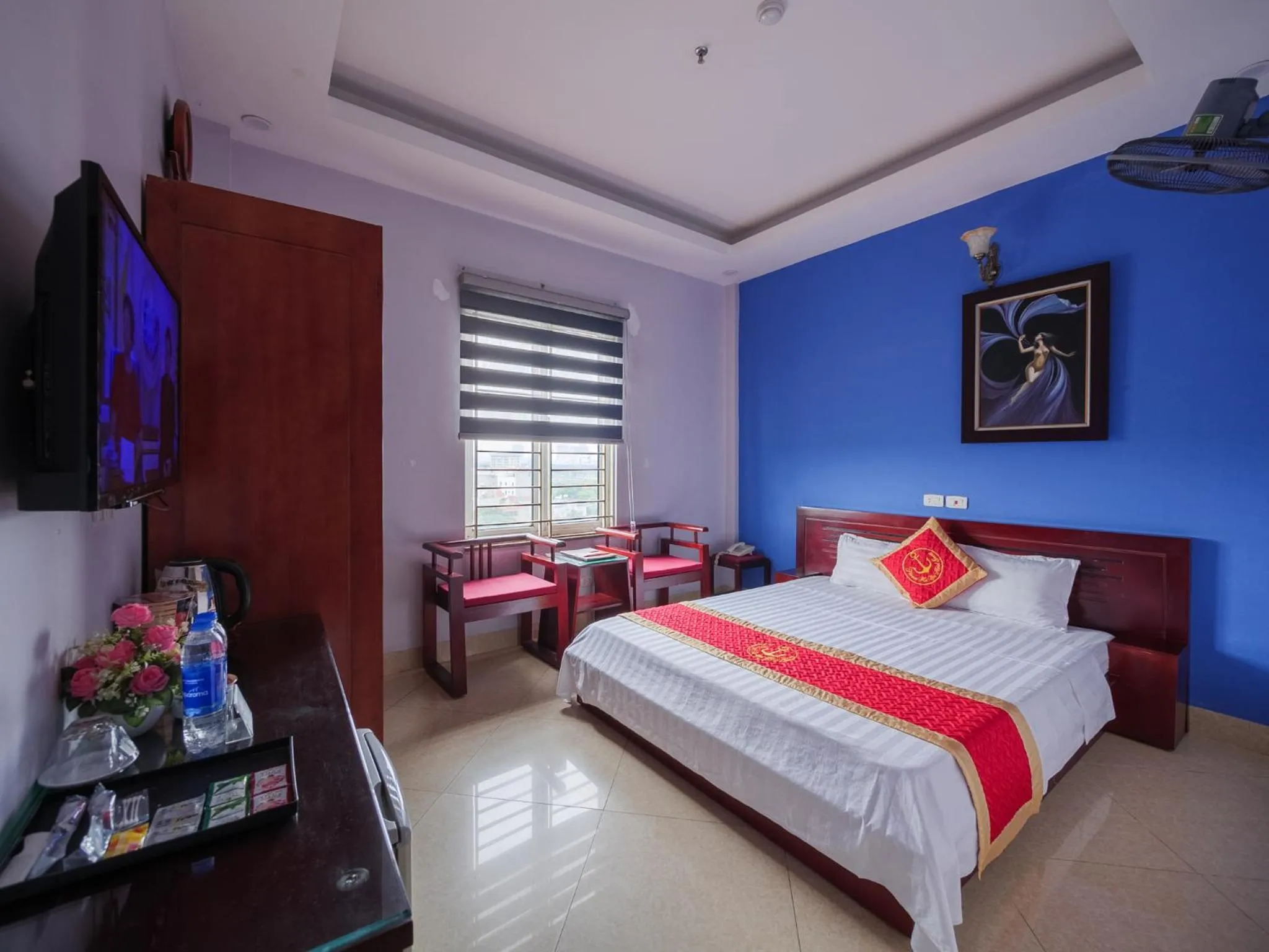 Bed in TITANIC HOTEL