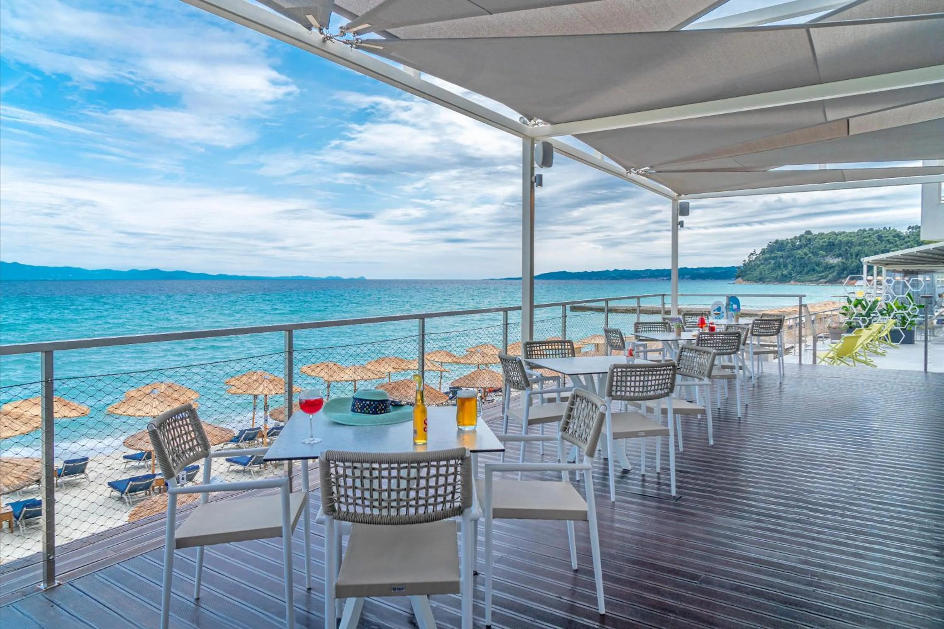 Lounge or bar in Ammon Zeus Luxury Beach Hotel
