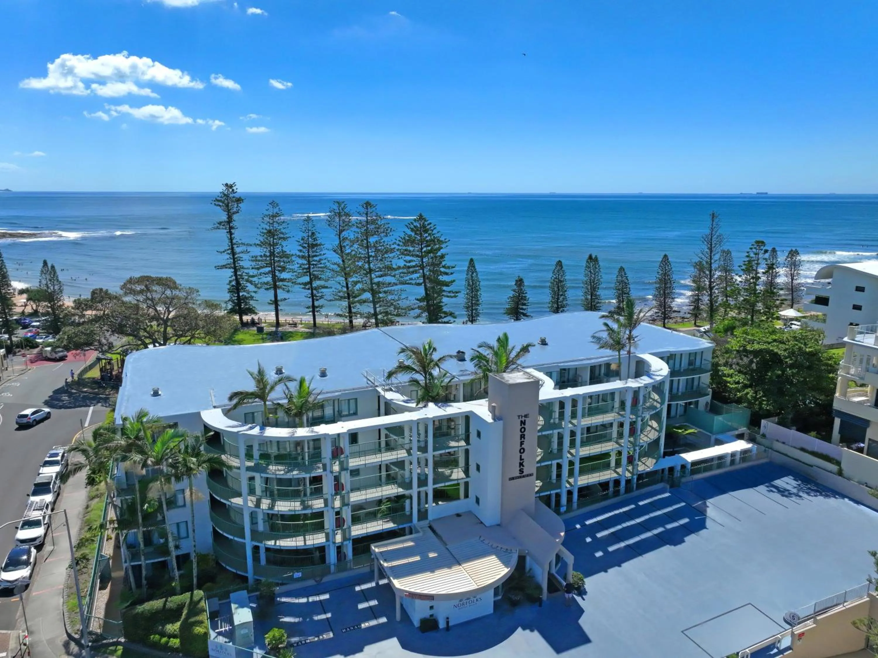 Property building in The Norfolks on Moffat Beach