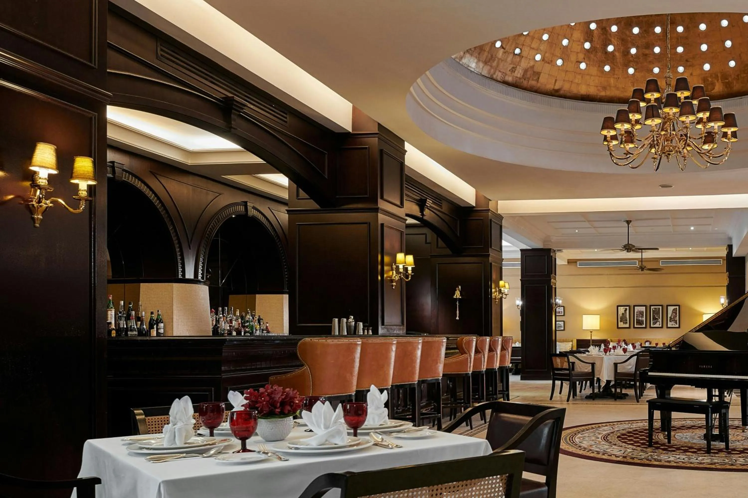 Restaurant/places to eat in The Majestic Hotel Kuala Lumpur, Autograph Collection