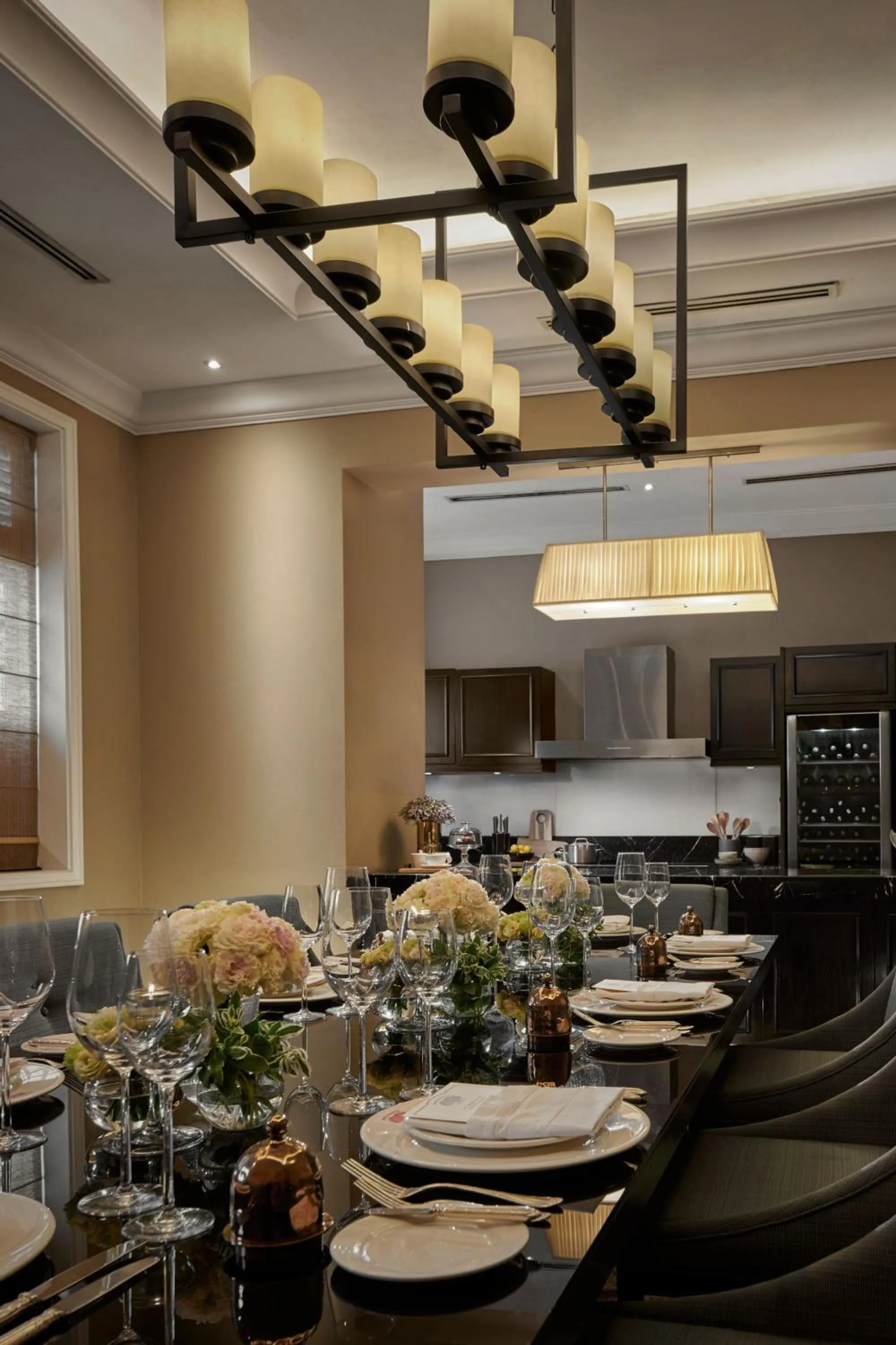 Restaurant/places to eat in The Majestic Hotel Kuala Lumpur, Autograph Collection