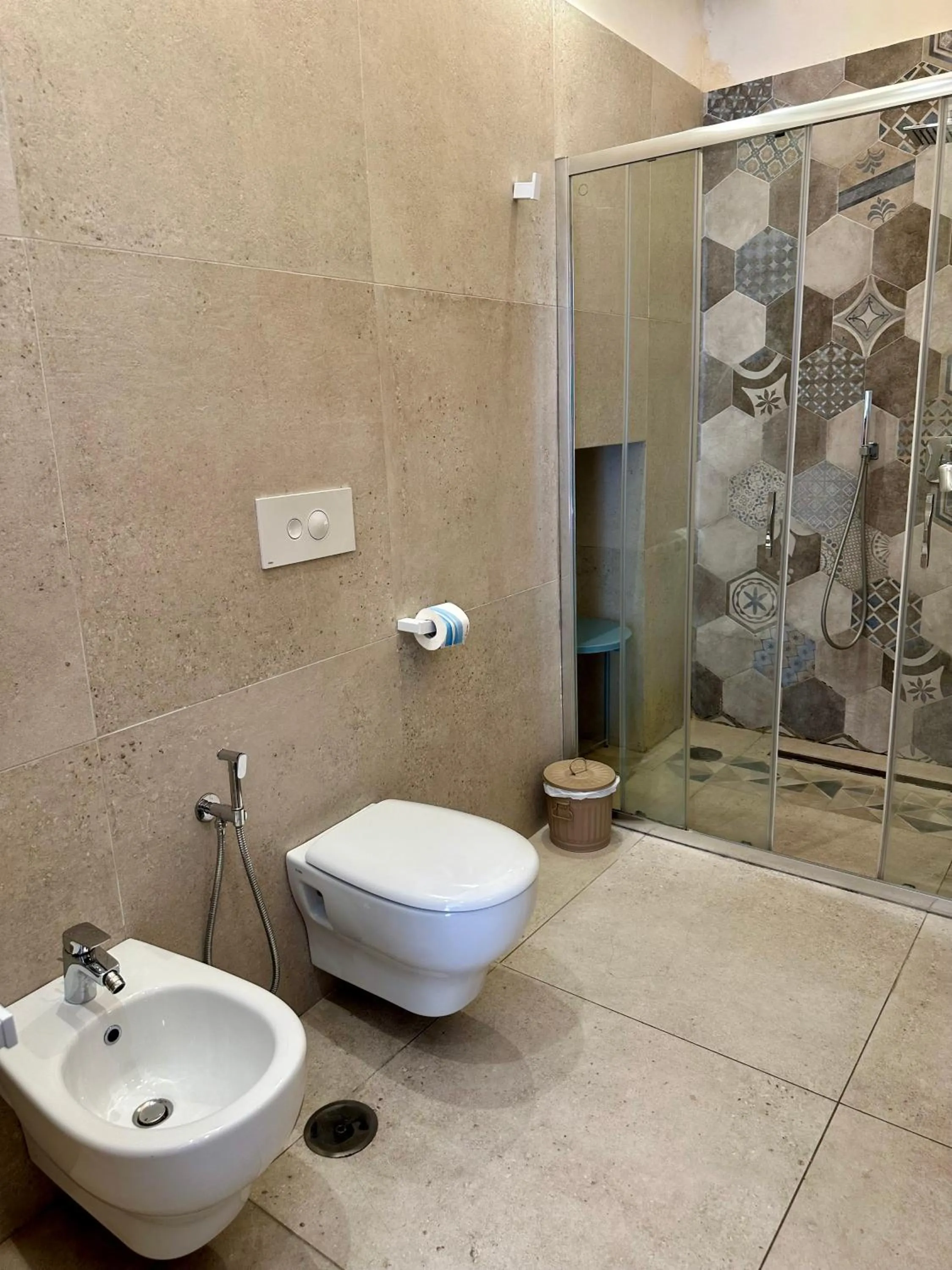 Bathroom in Martucci 83