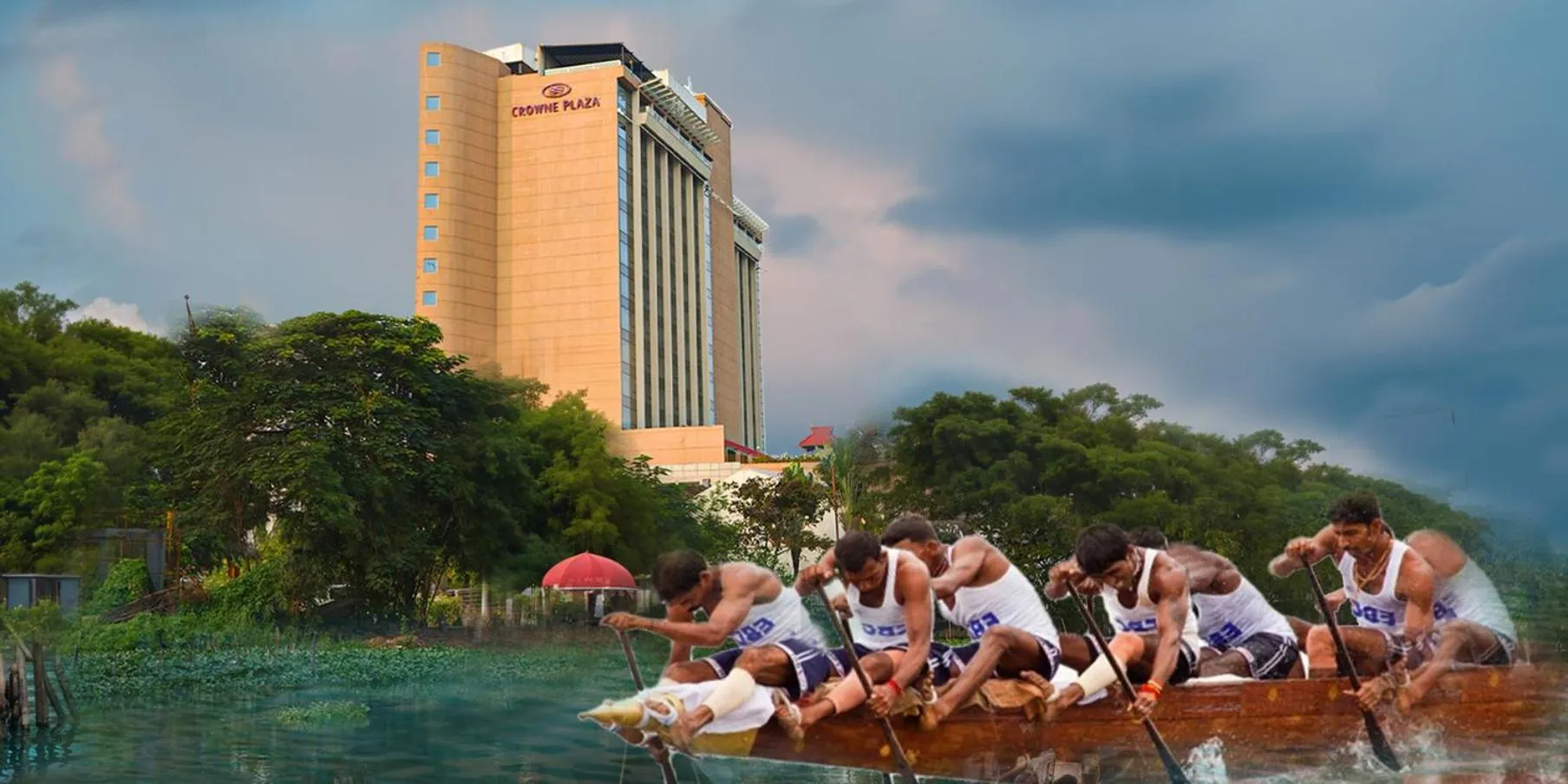 Meeting/conference room in Crowne Plaza Kochi by IHG