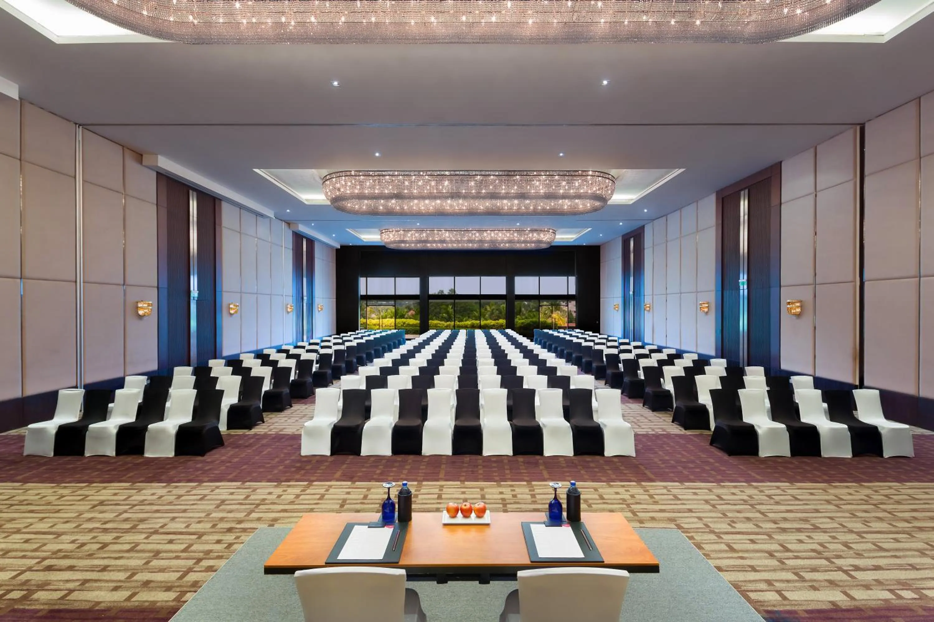 Banquet/Function facilities in Crowne Plaza Kochi by IHG