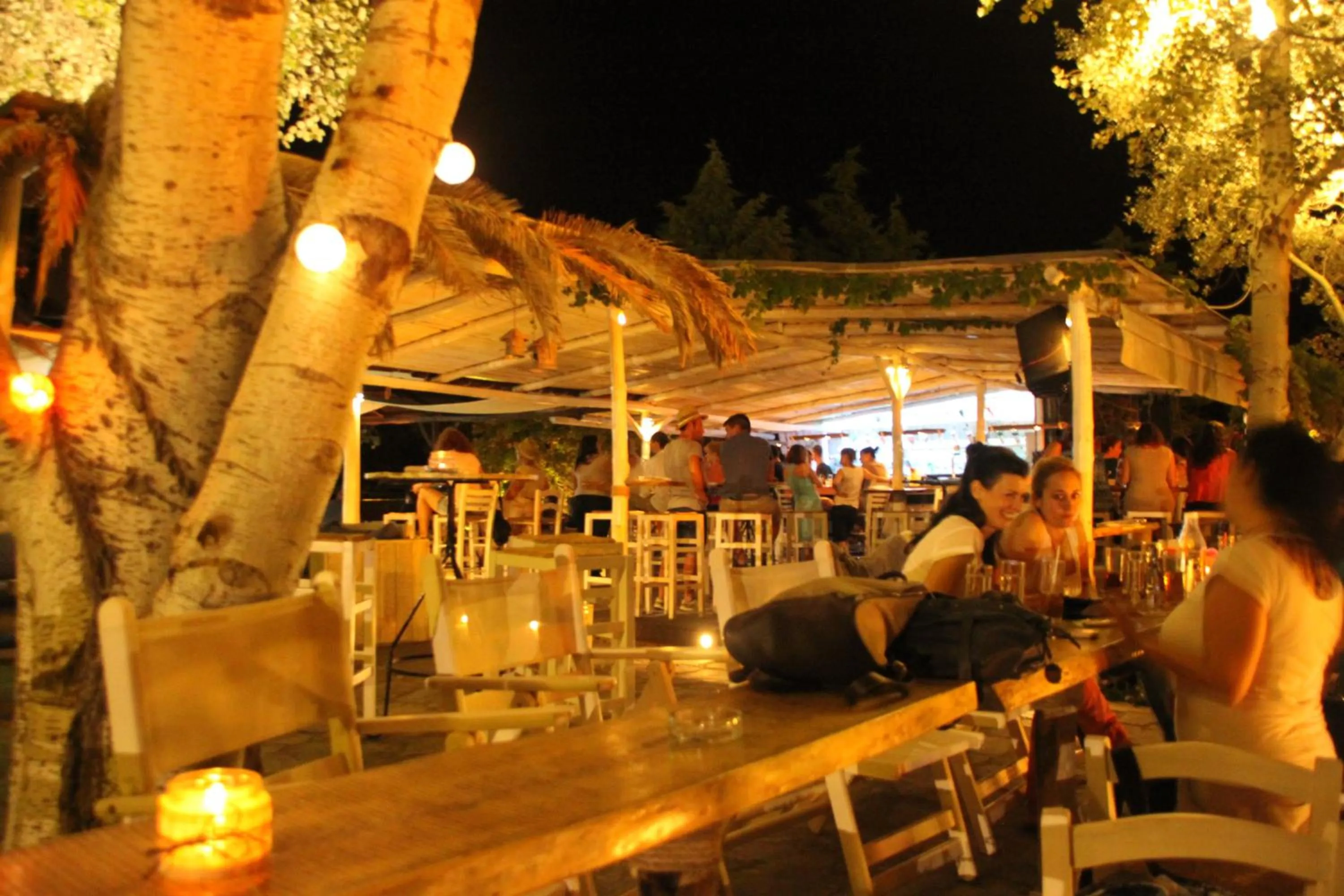 Nightclub / DJ in Akti Retzika