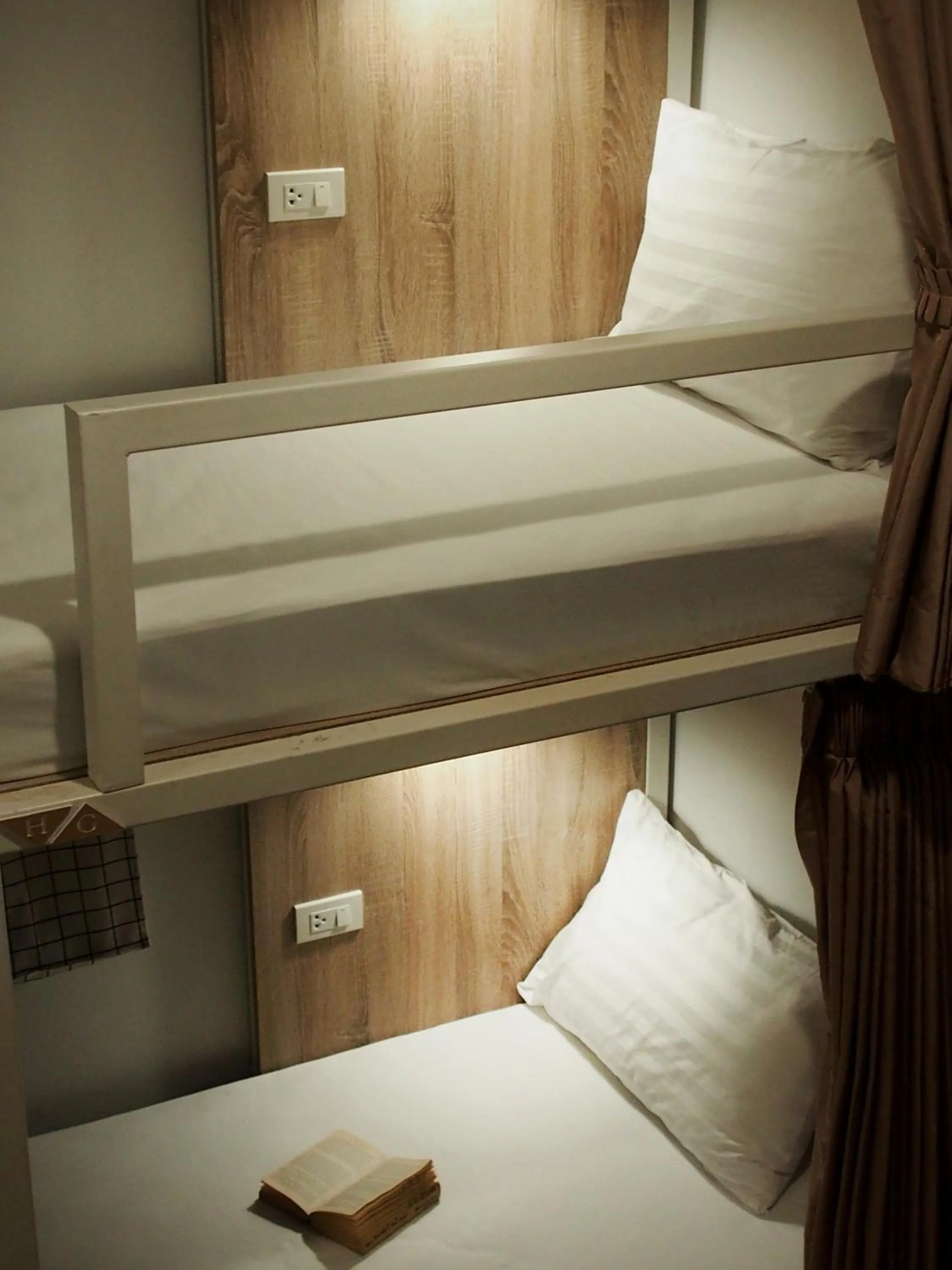 Property building, Bed in A Day inn Ranong Hostel