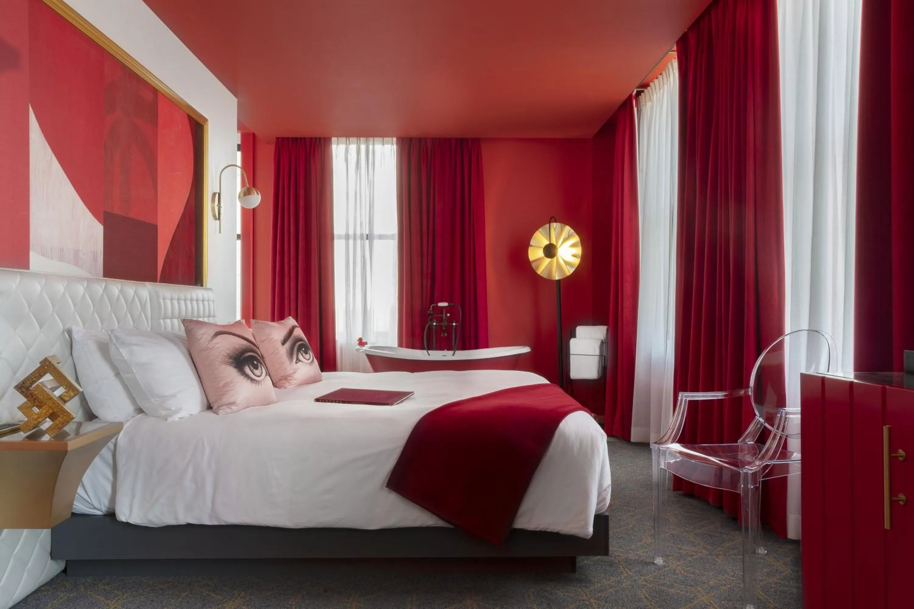 Bed in Angad Arts Hotel St Louis, Tapestry Collection by Hilton