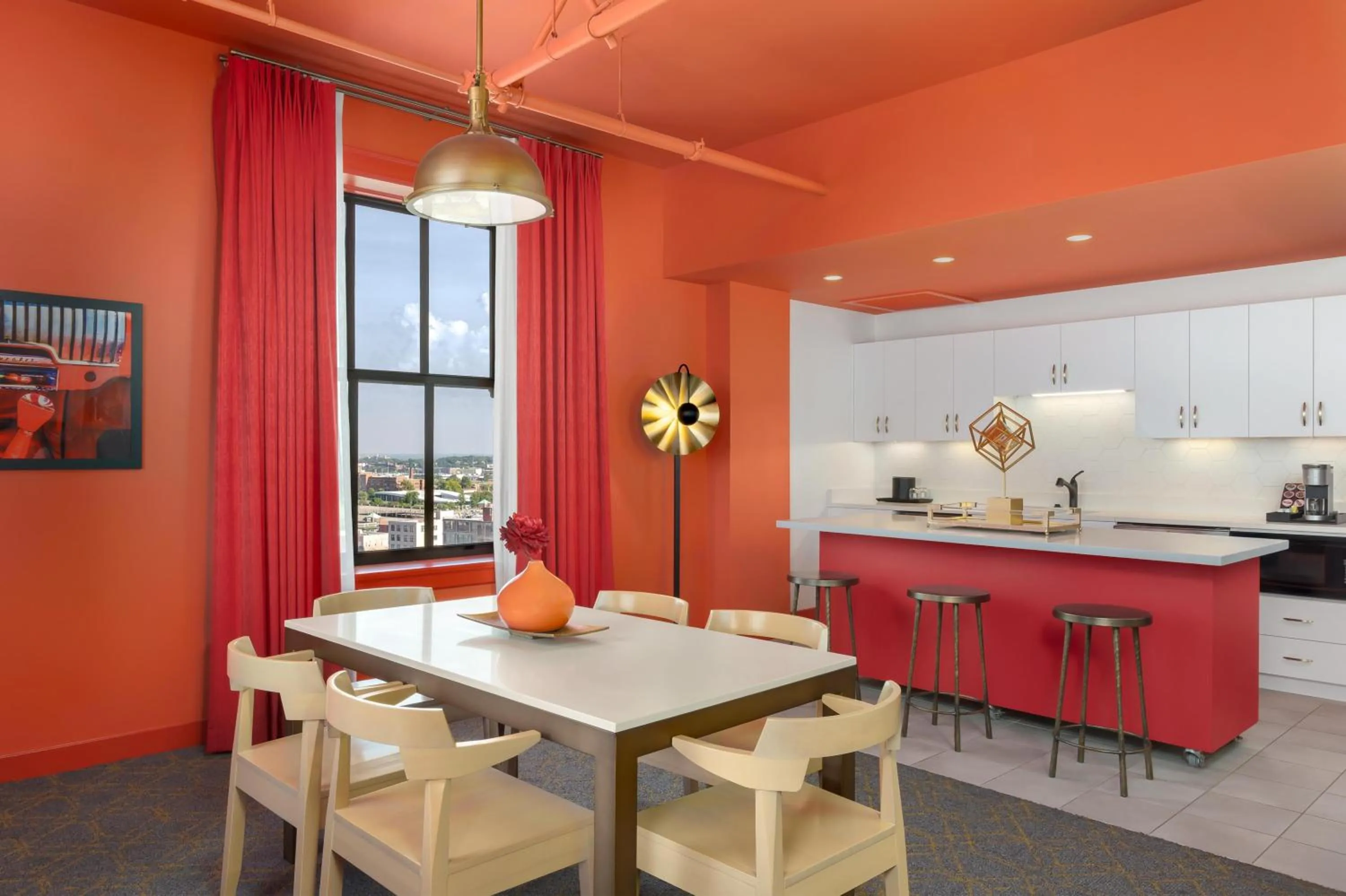 Kitchen or kitchenette in Angad Arts Hotel St Louis, Tapestry Collection by Hilton