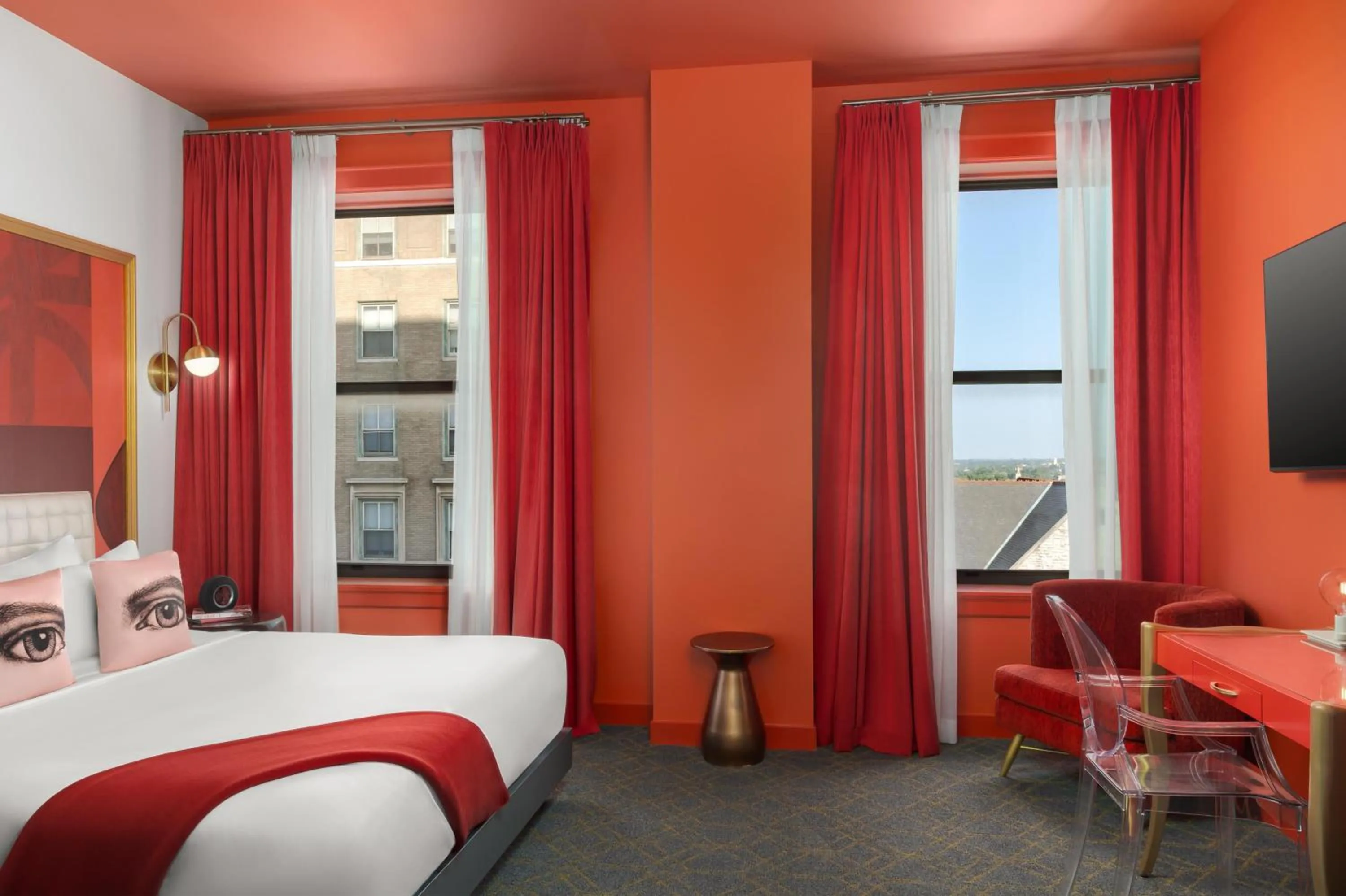 Bed in Angad Arts Hotel St Louis, Tapestry Collection by Hilton