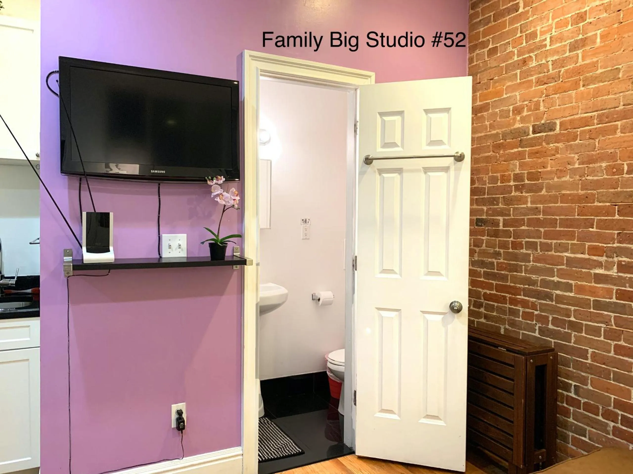 TV and multimedia in NYC Empire Apartments