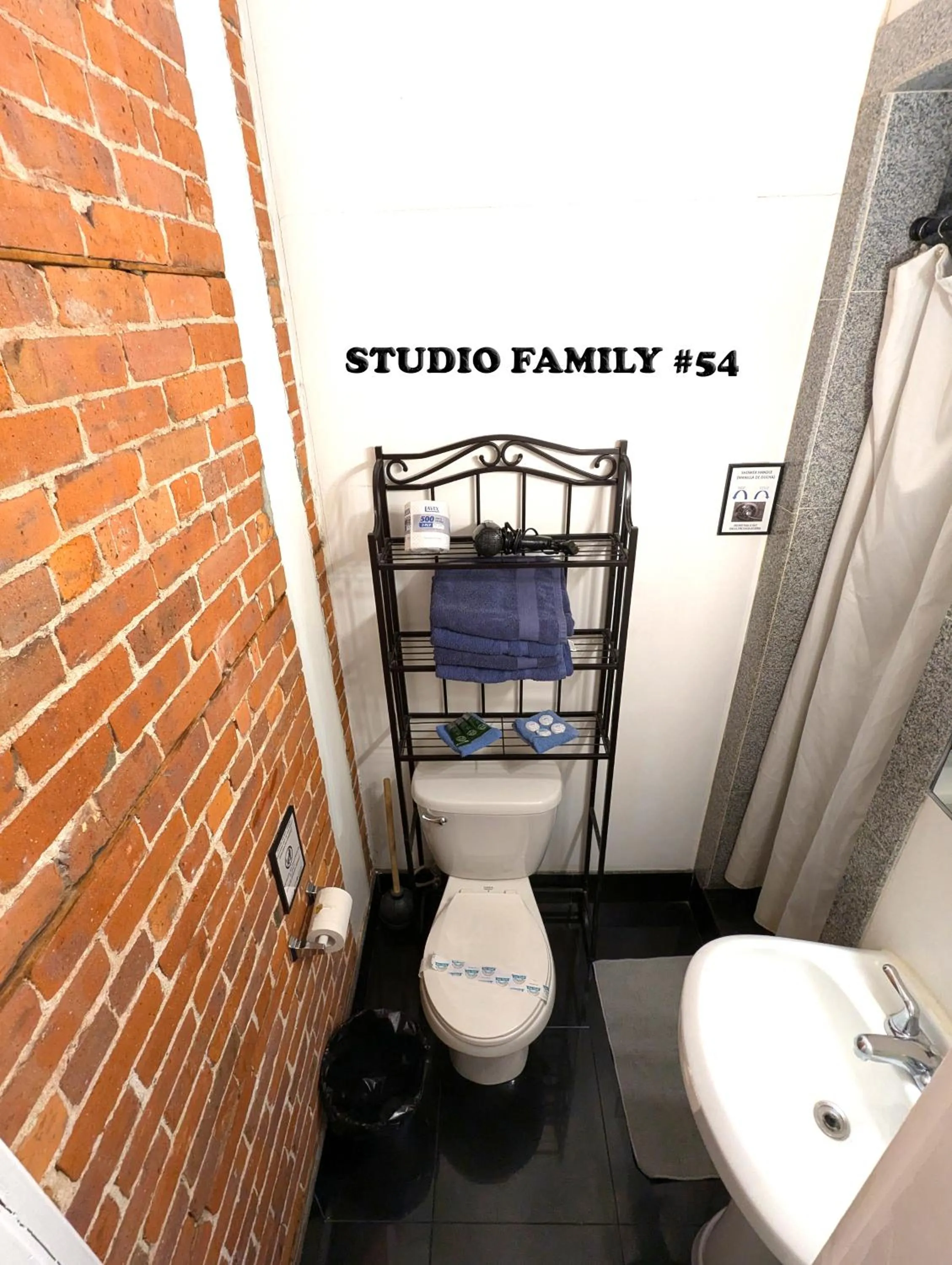 Bathroom in NYC Empire Apartments