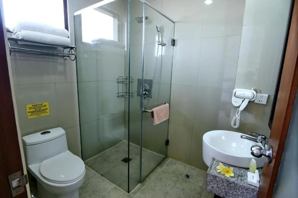 Toilet in Kuta Town House Apartments