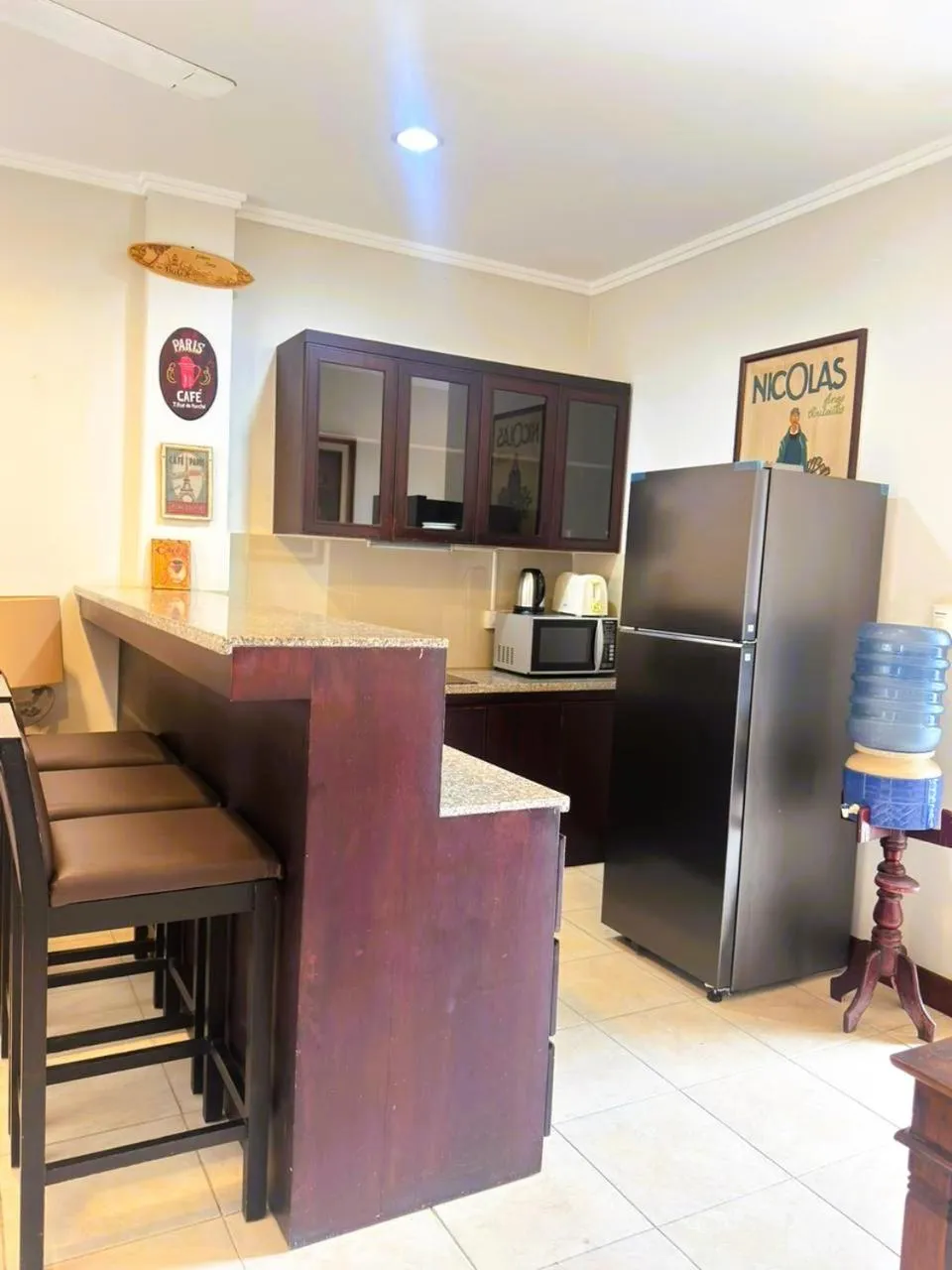 Kitchen or kitchenette in Kuta Town House Apartments