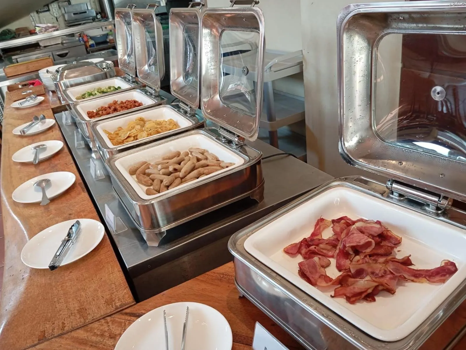 Breakfast in Kuta Town House Apartments