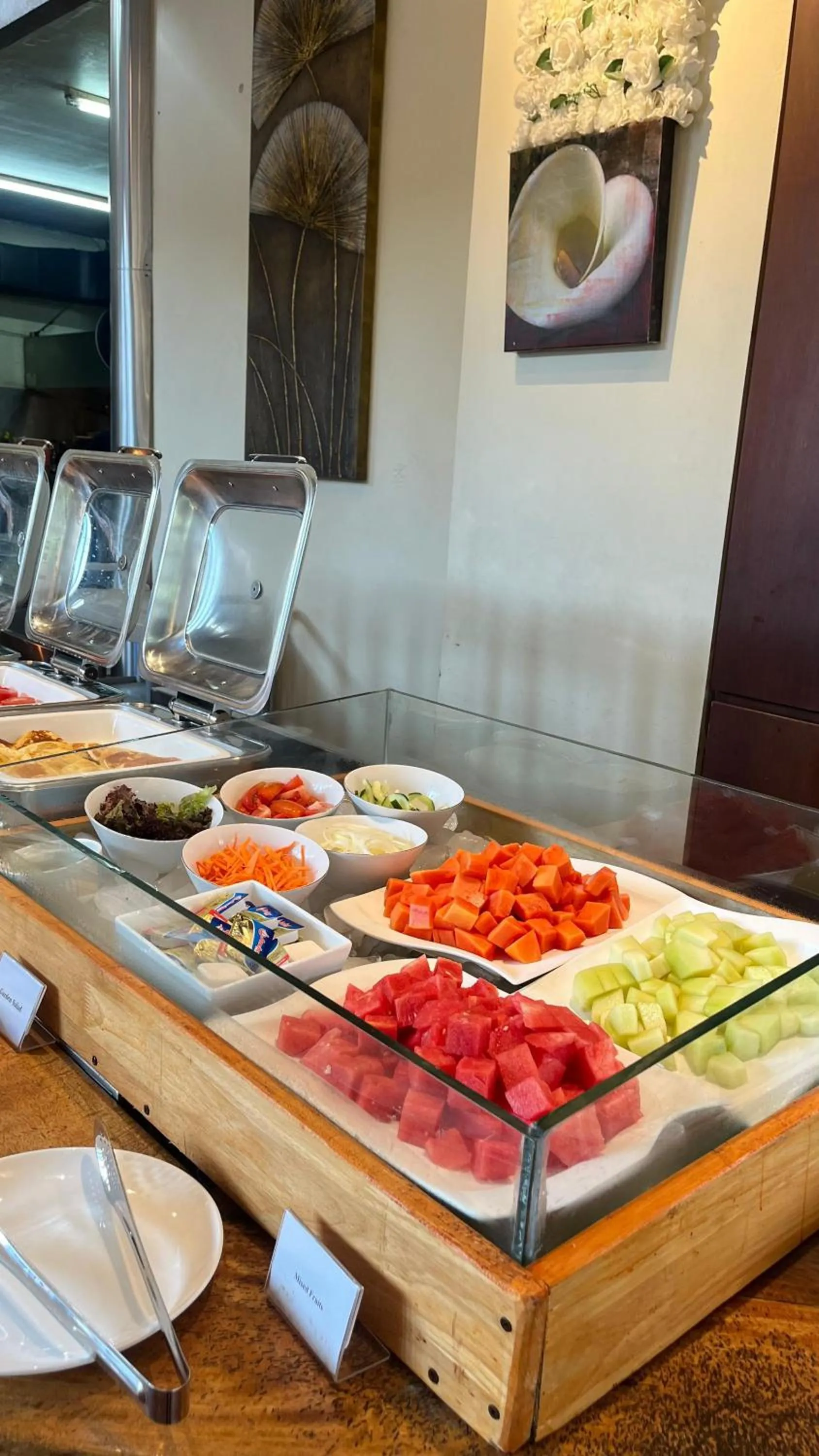 Breakfast in Kuta Town House Apartments