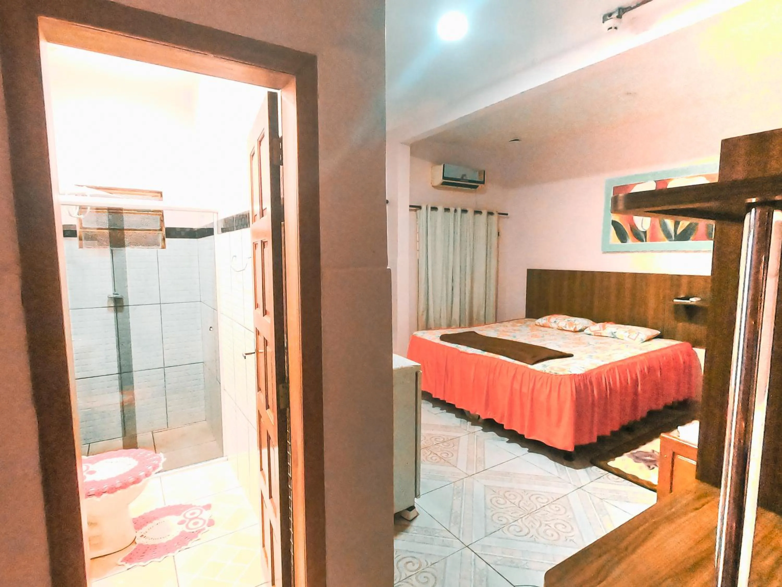 Photo of the whole room, Bed in Guajará Palace Hotel