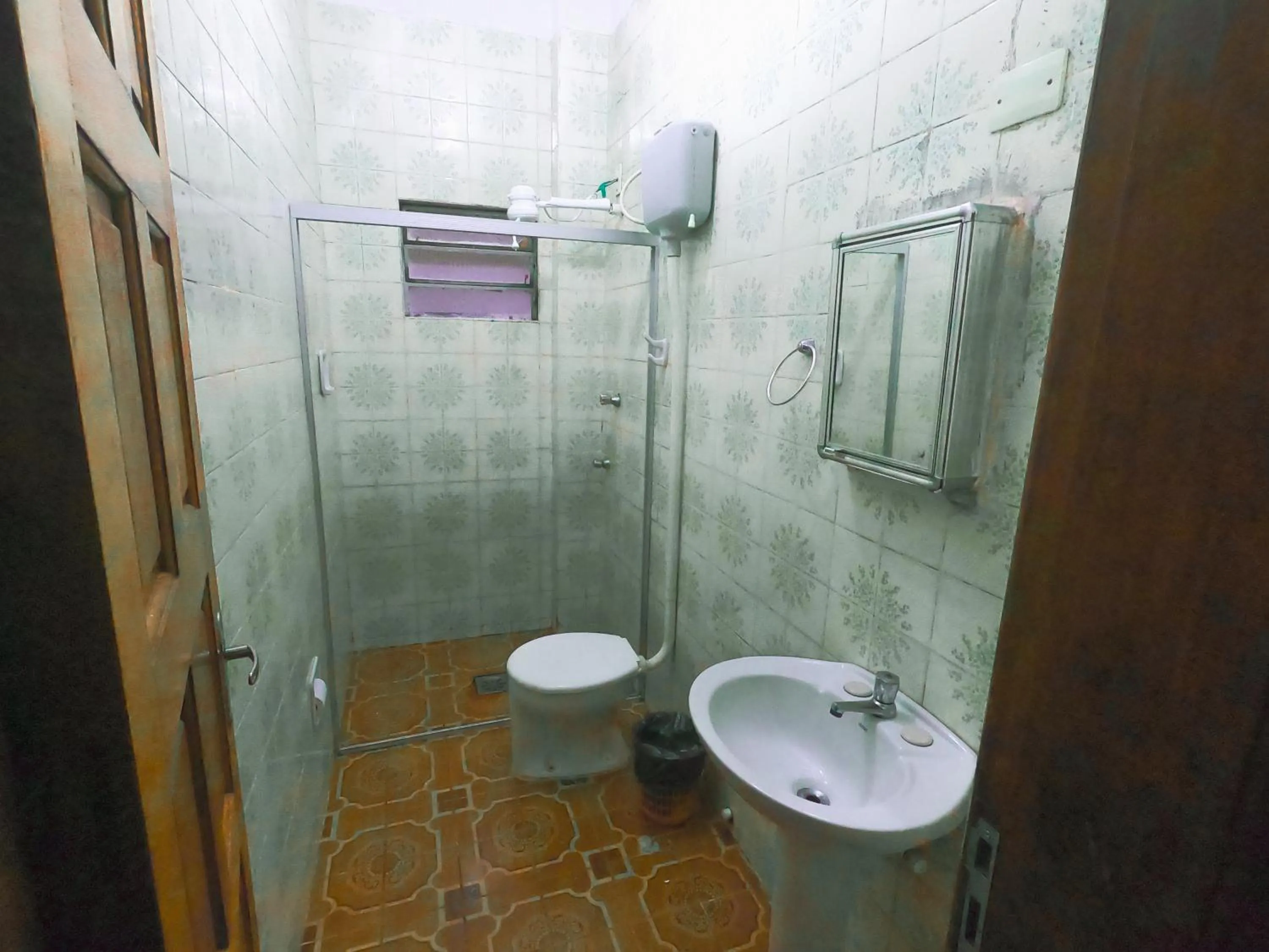 Bathroom in Guajará Palace Hotel