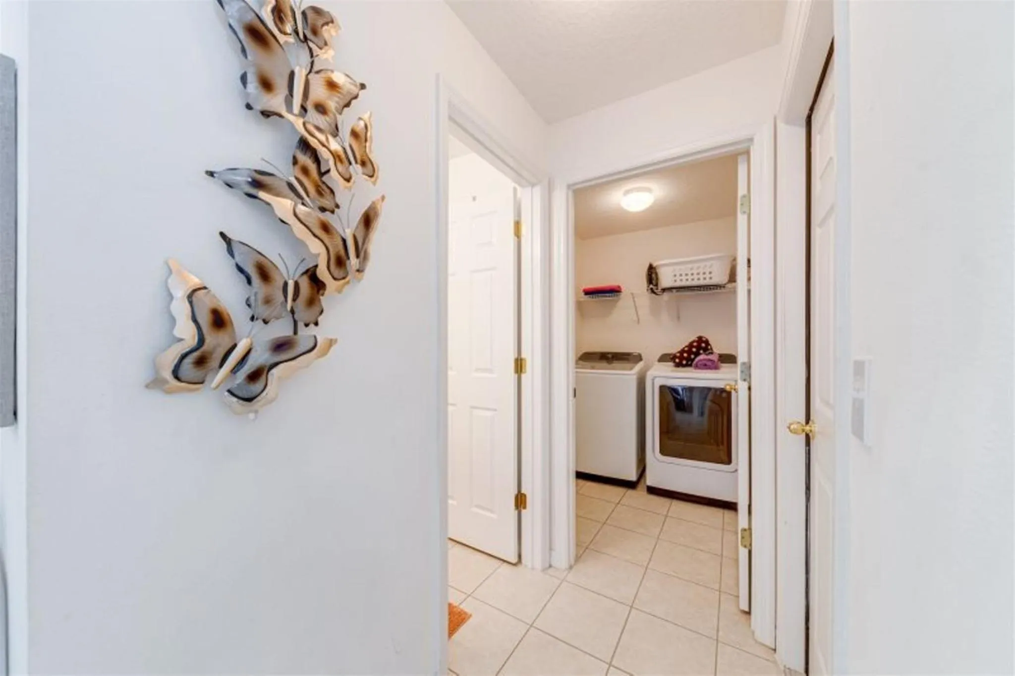 laundry in Private Pool Homes