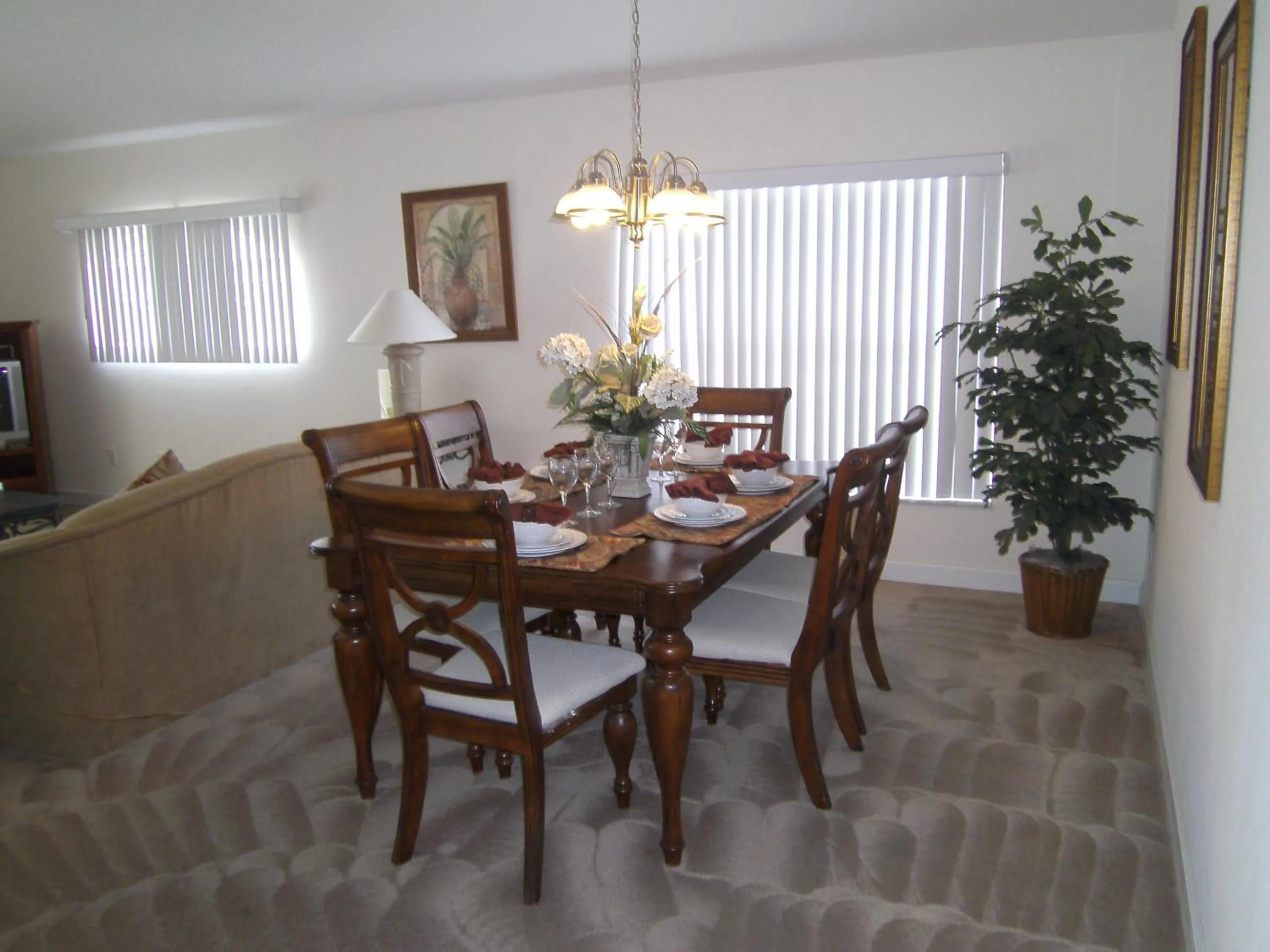 Dining area in Private Pool Homes