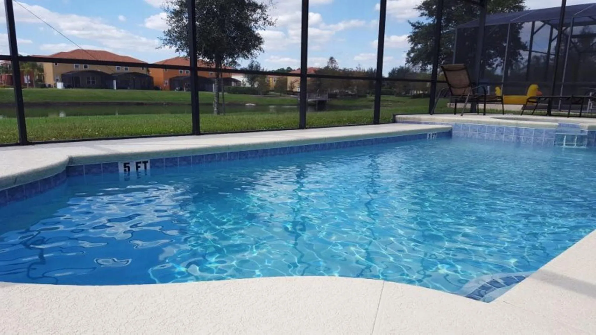 Swimming pool in Private Pool Homes