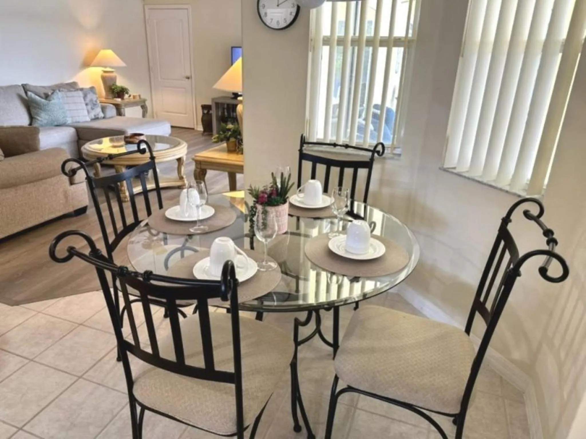 Dining area in Private Pool Homes