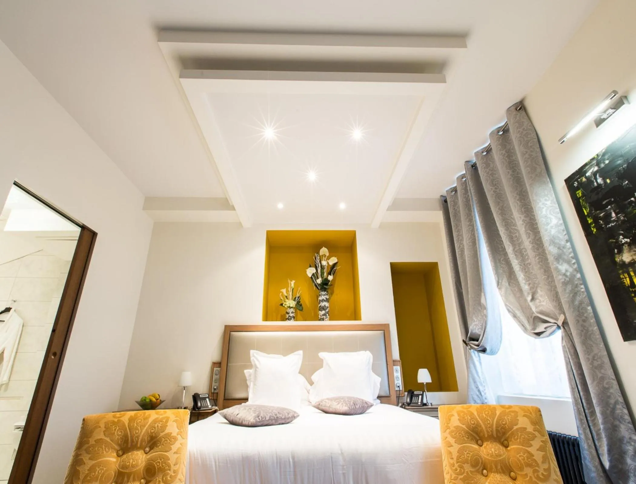 Bed in Hôtel Spa Marotte