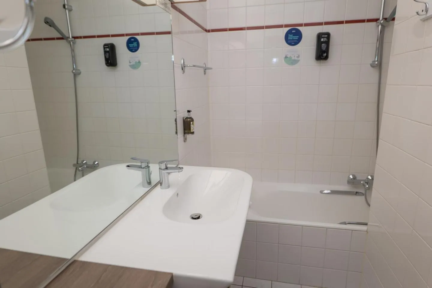 Bathroom in Hotel Europa