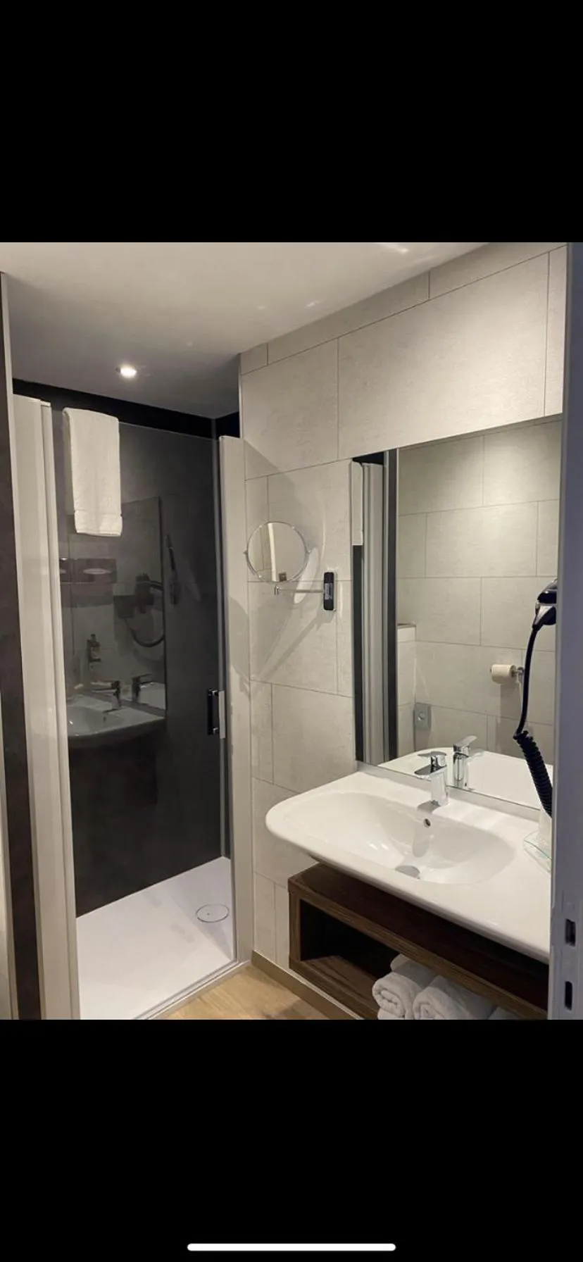 Bathroom in Hotel Europa