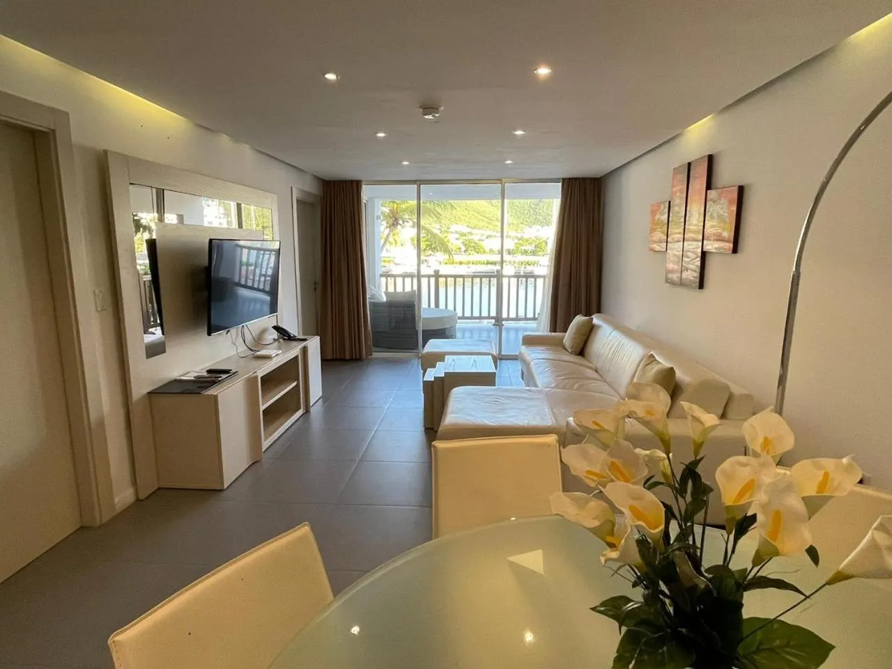 TV and multimedia in Port de Plaisance Resort, Trademark Collection by Wyndham