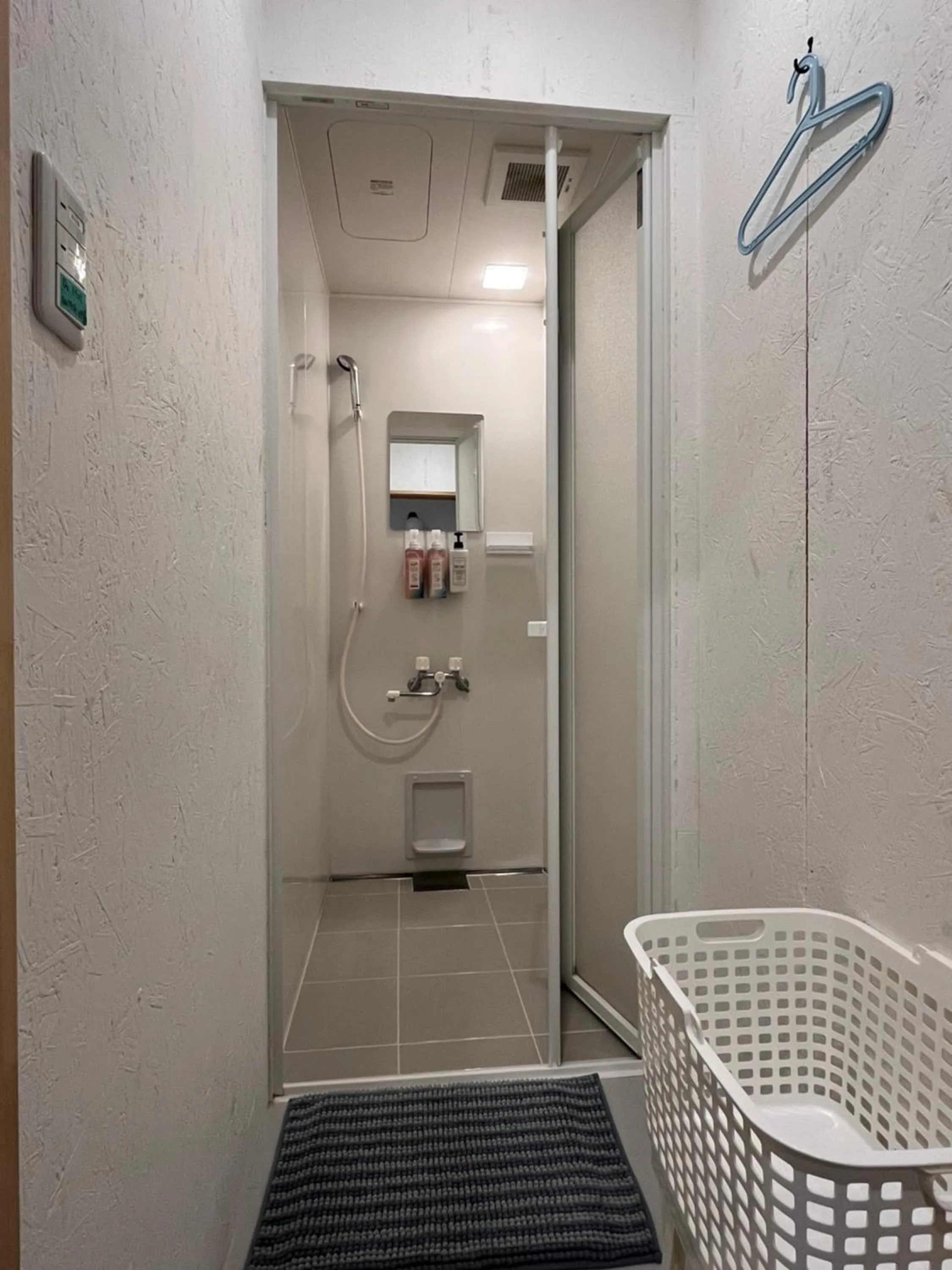 Shower in GuestHouse Shirakawa-Go INN